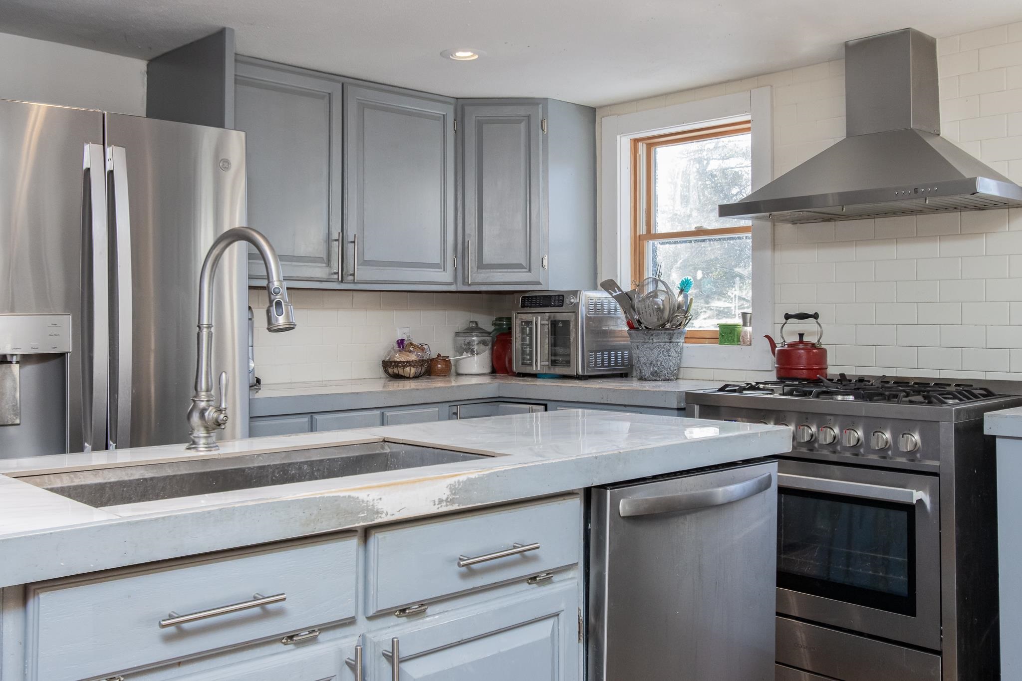 1330 Province Rd, Gilmanton, NH 03237