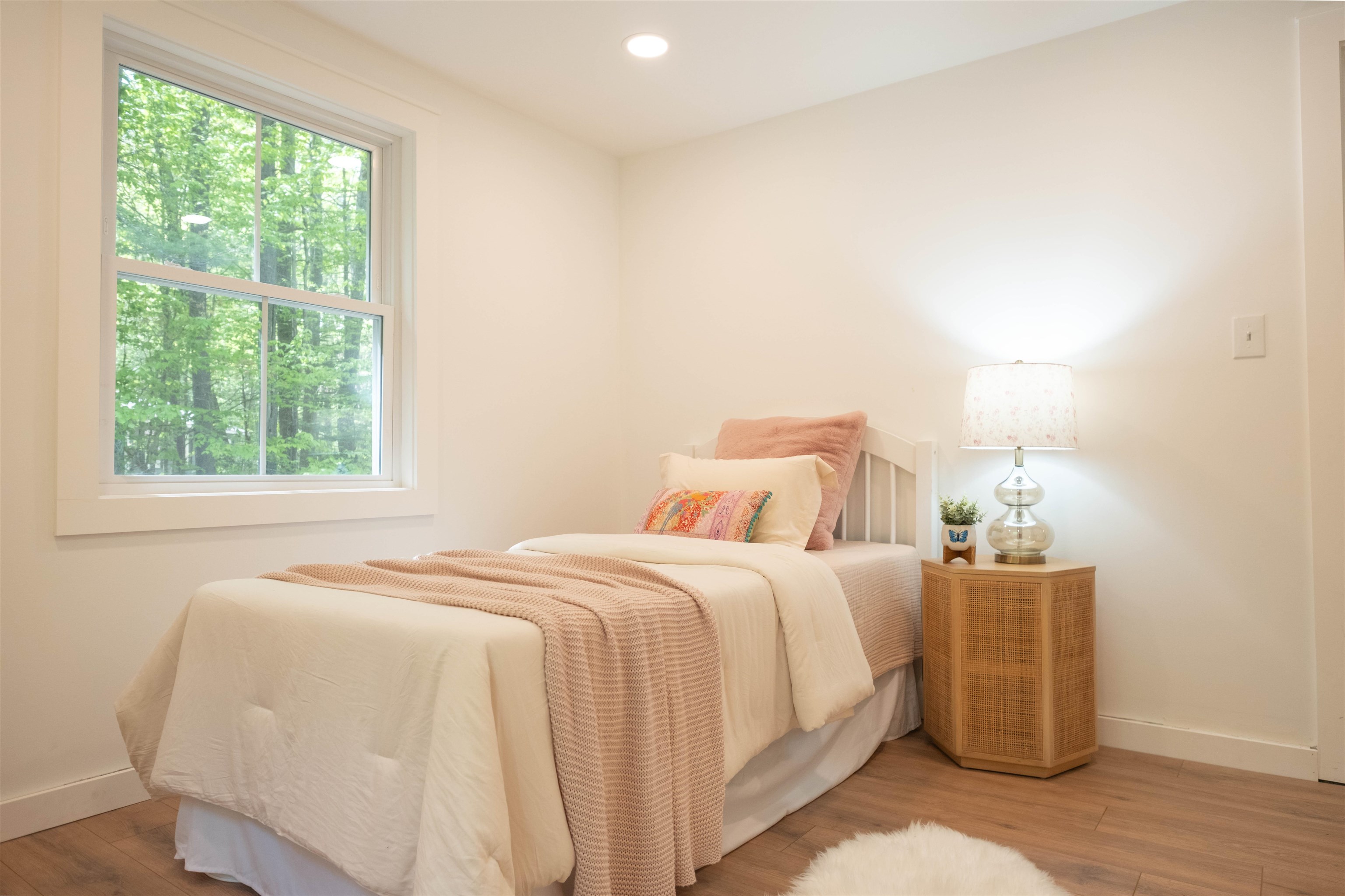 10 Glen Dr, Barnstead, NH 03225