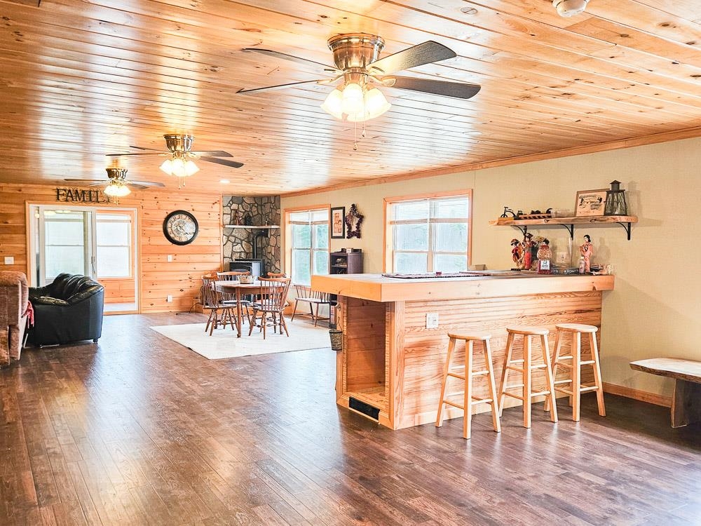 449 N Wakefield Rd, Wolfeboro, NH 03872