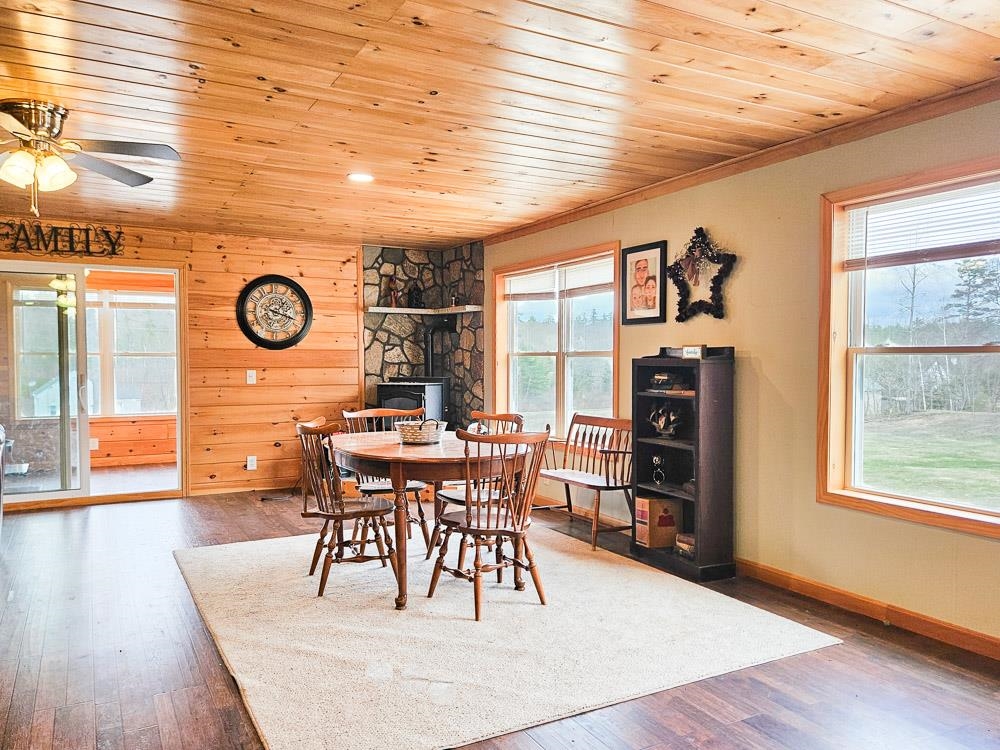449 N Wakefield Rd, Wakefield, NH 03872