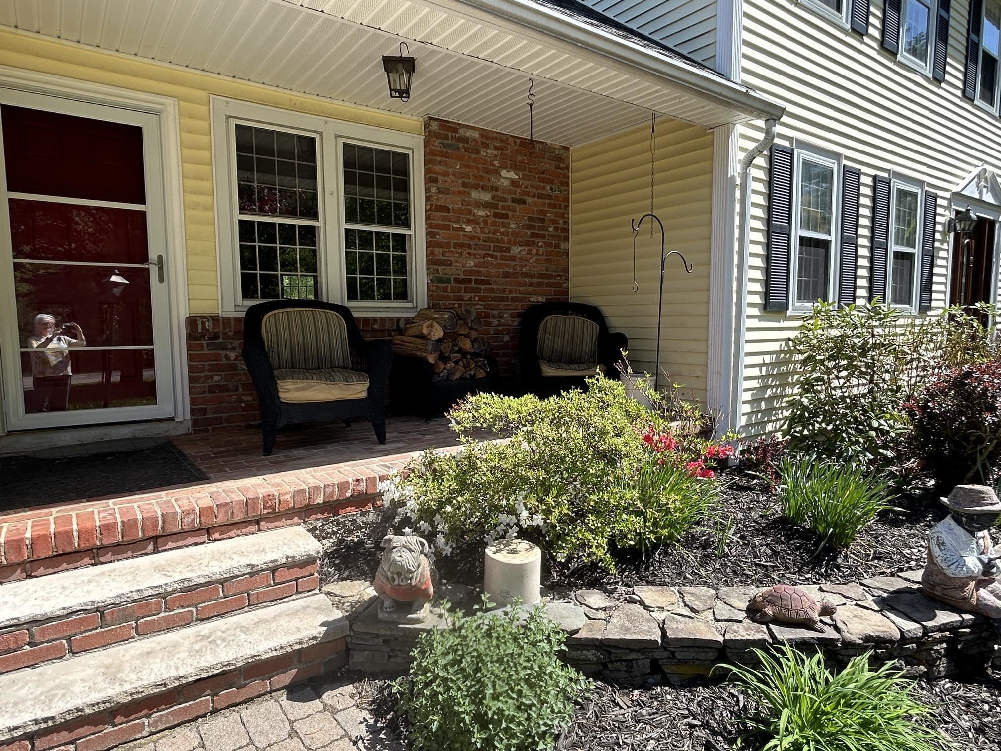 9 Oak Ridge Rd, Kensington, NH 03833