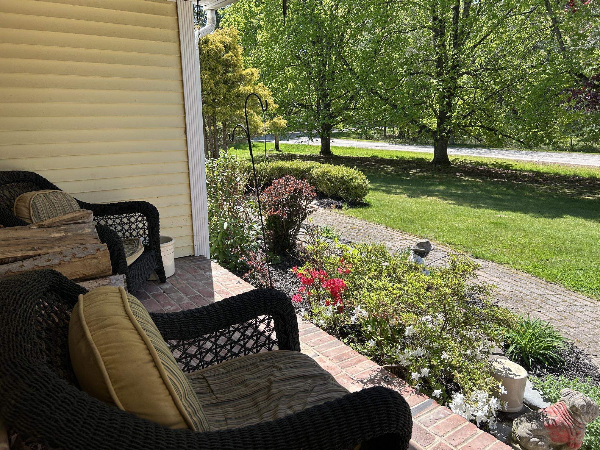 9 Oak Ridge Rd, Kensington, NH 03833