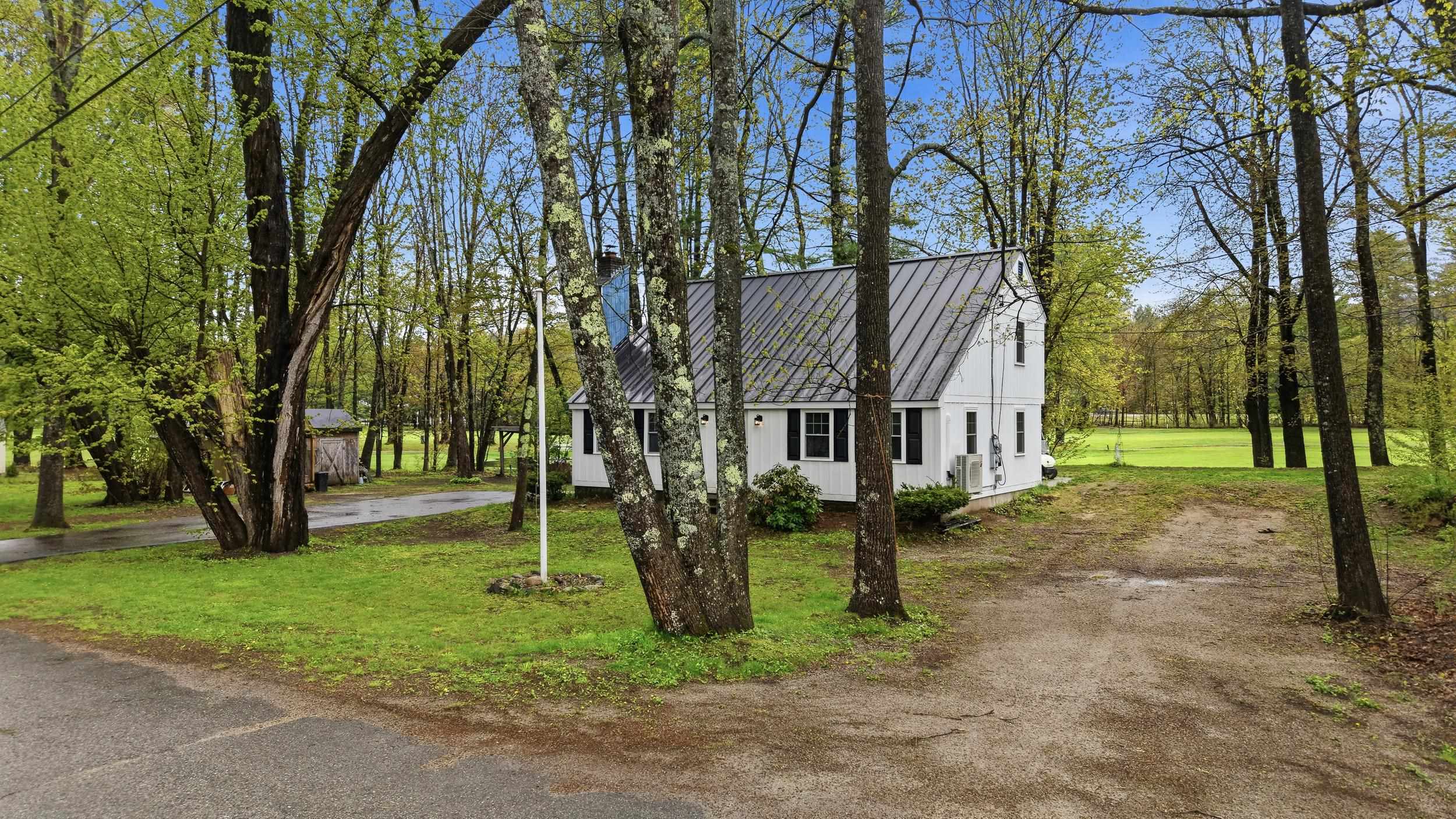 6 Forest Ln, Ossipee, NH 03814