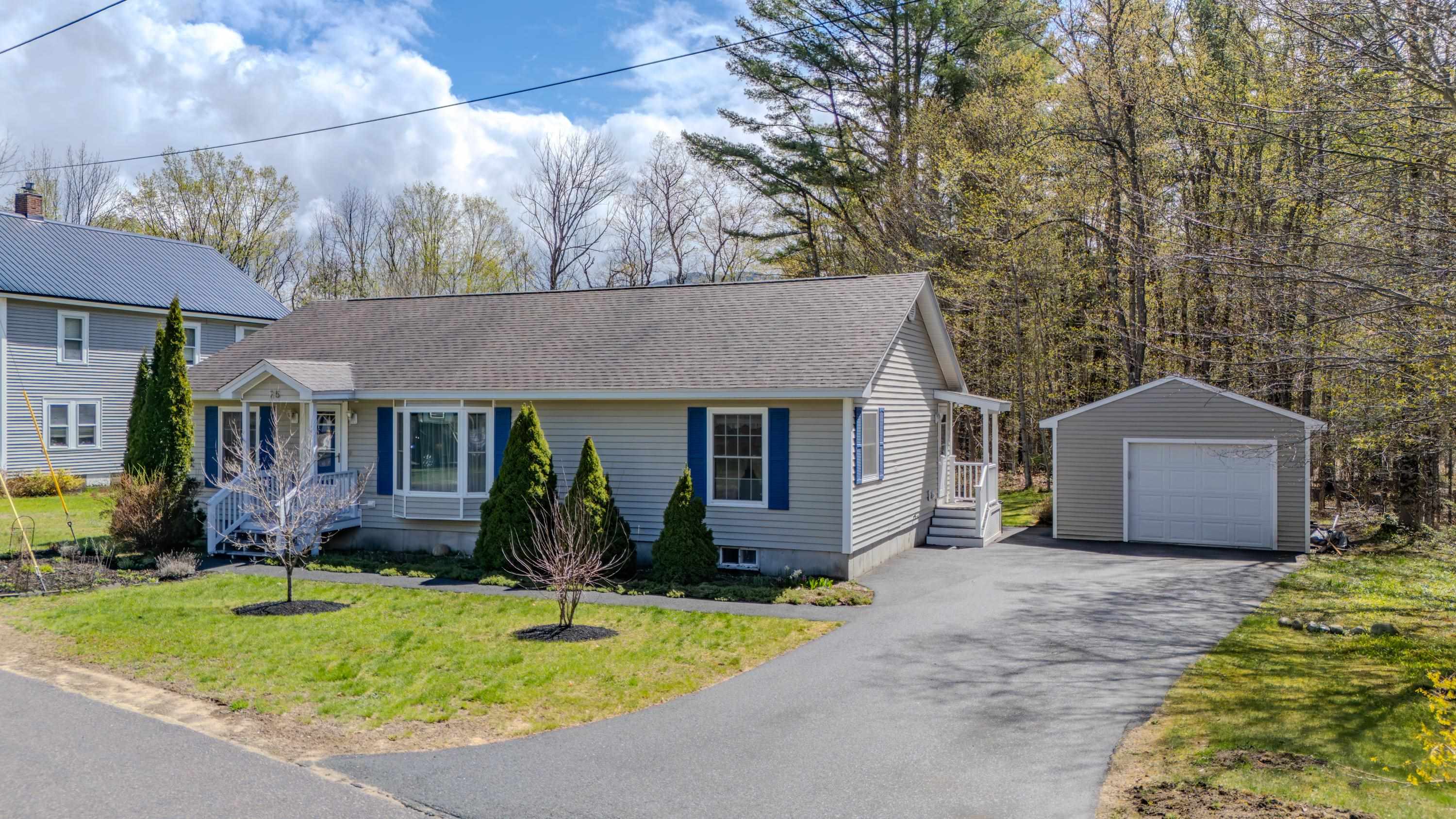 25 Sargent St, Woodstock, NH 03262