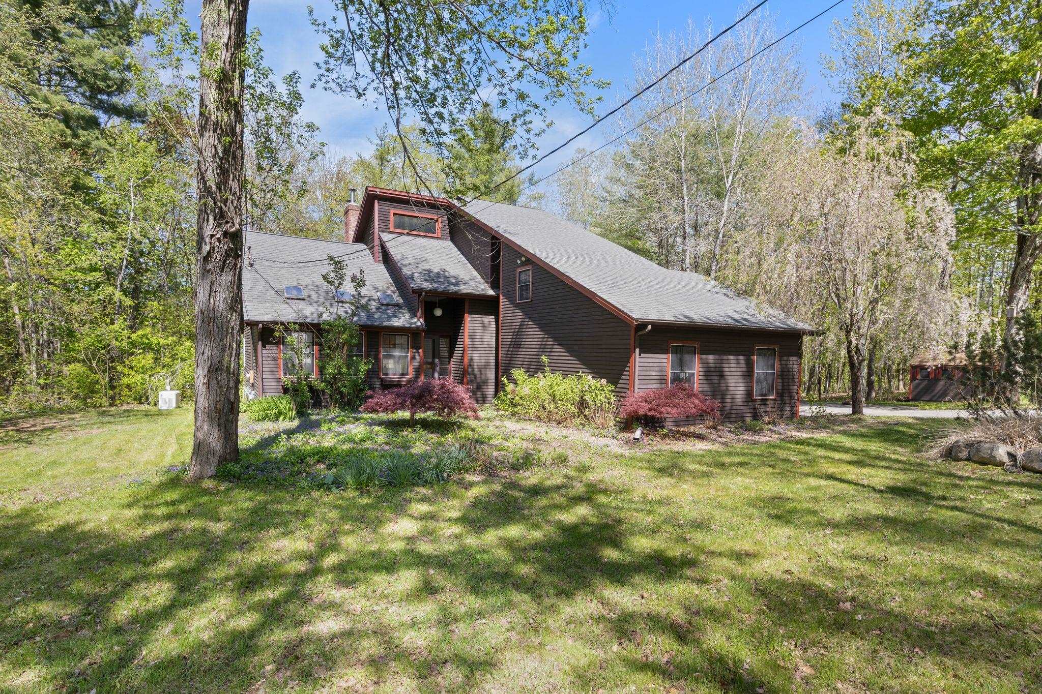 112 Gile Rd, Nottingham, NH 03290