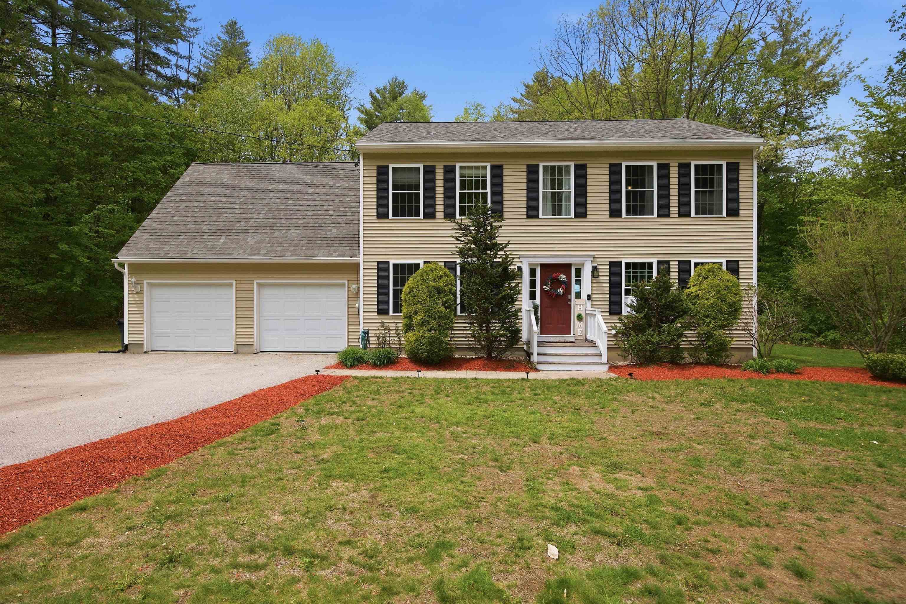 144 Mountain Rd, Goffstown, NH 03045