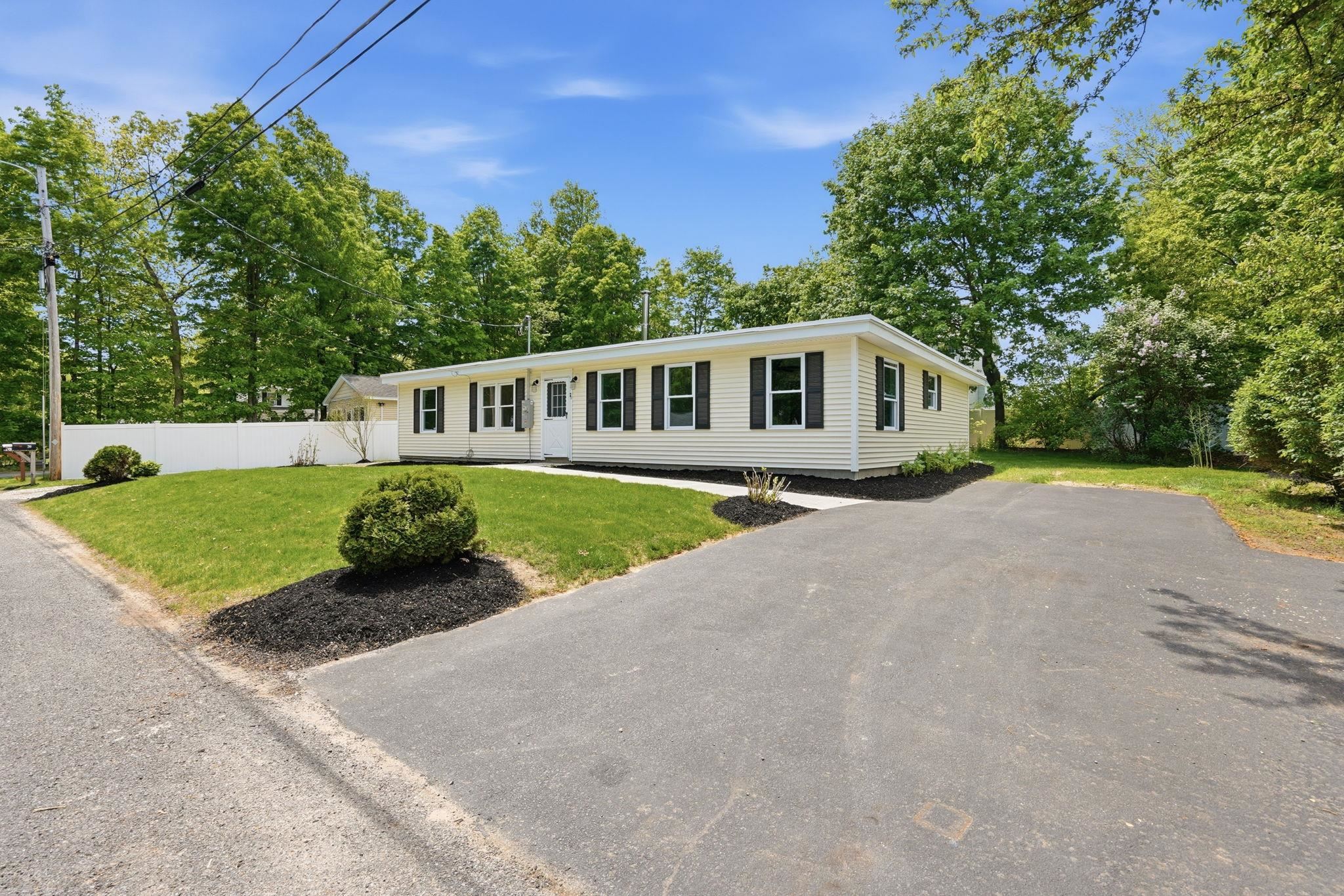 20 Orchard Ter, Salem, NH 03079