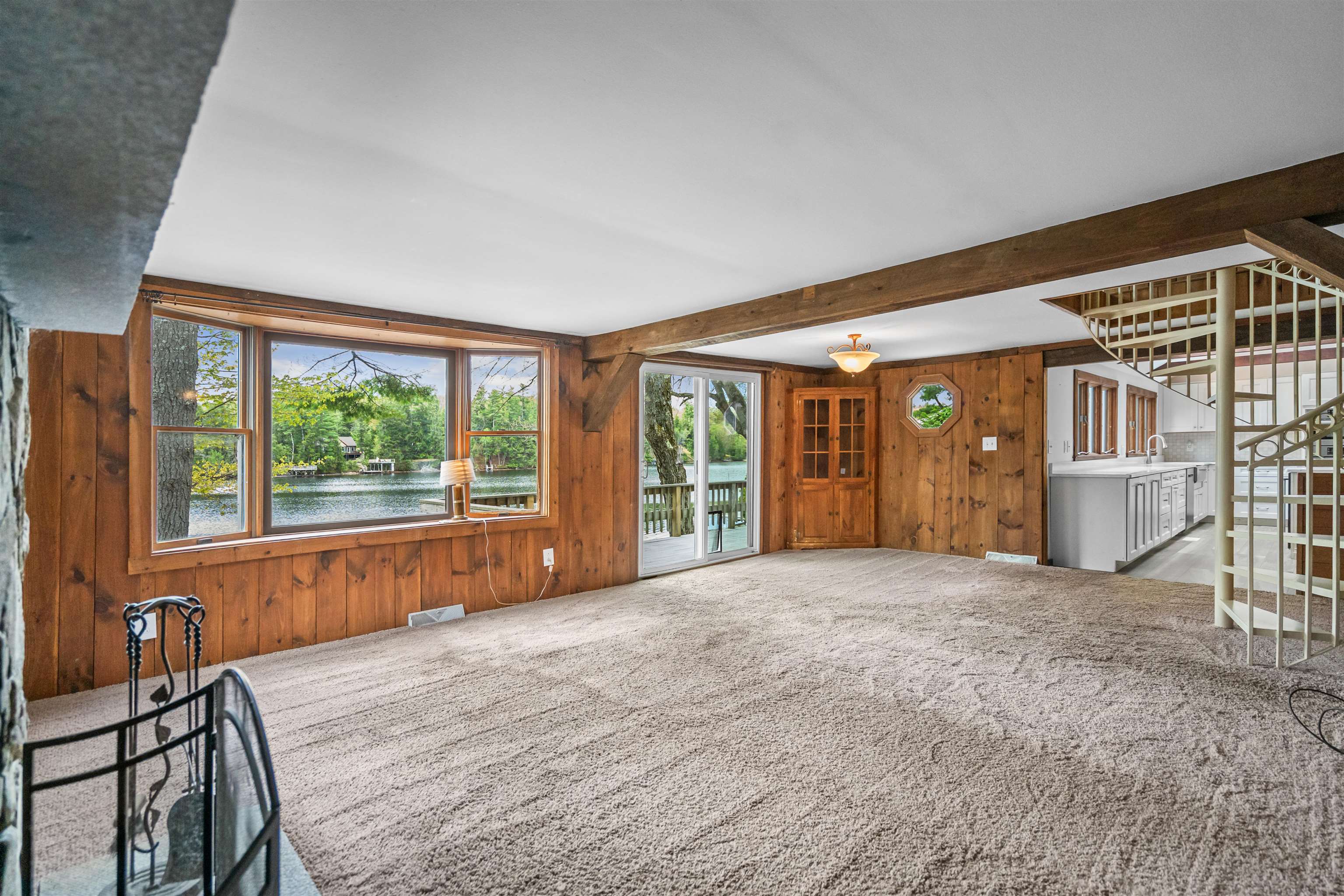 296 Pickerel Point Rd, Wakefield, NH 03872