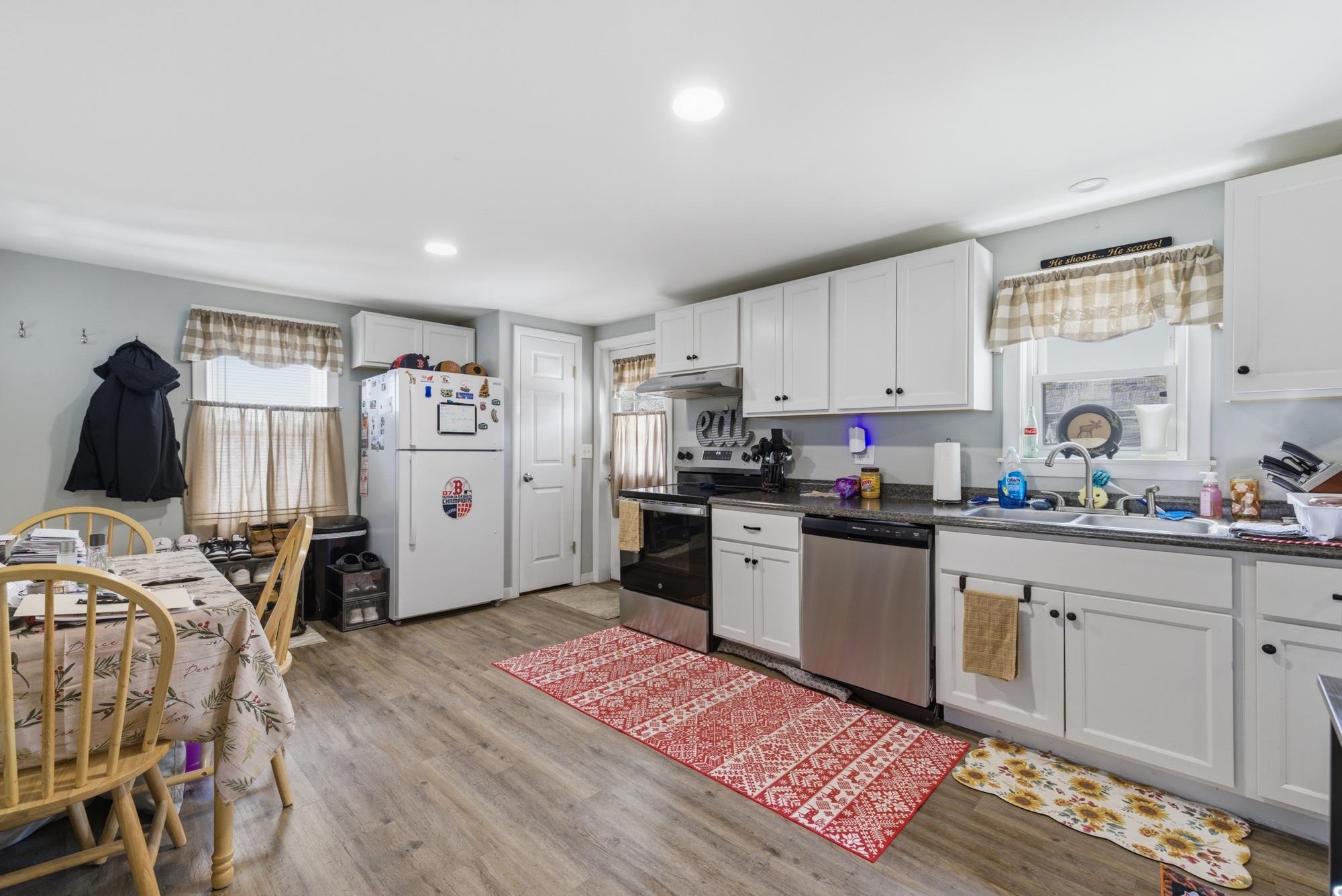 35 Green St, Somersworth, NH 03878