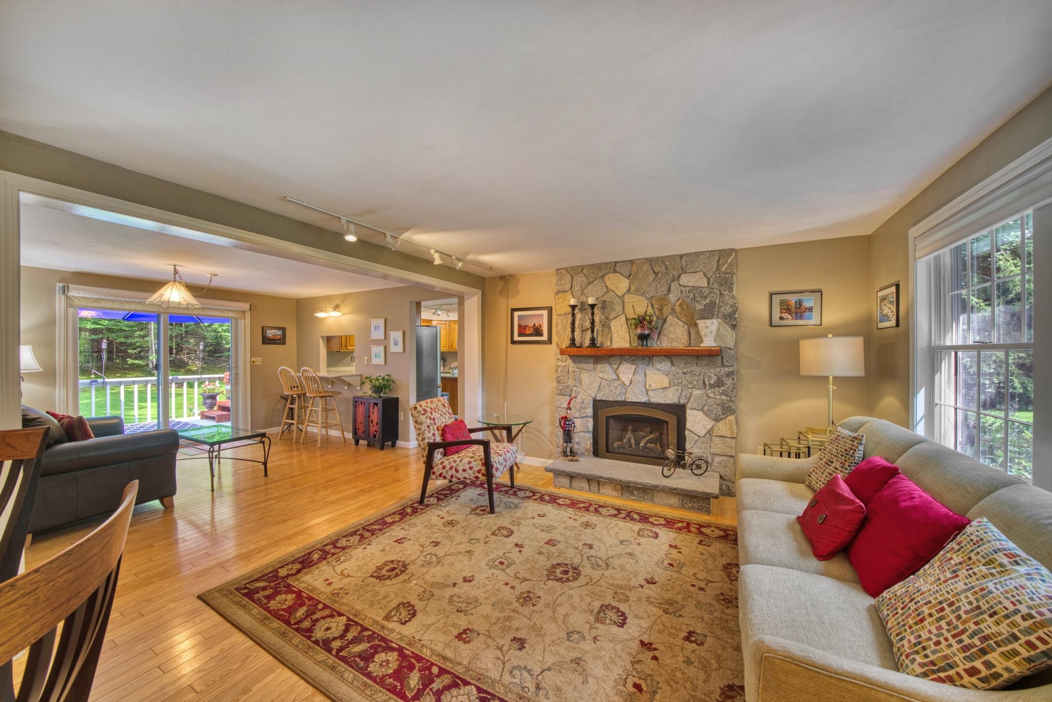 22 Pine Ridge Rd, Sunapee, NH 03782