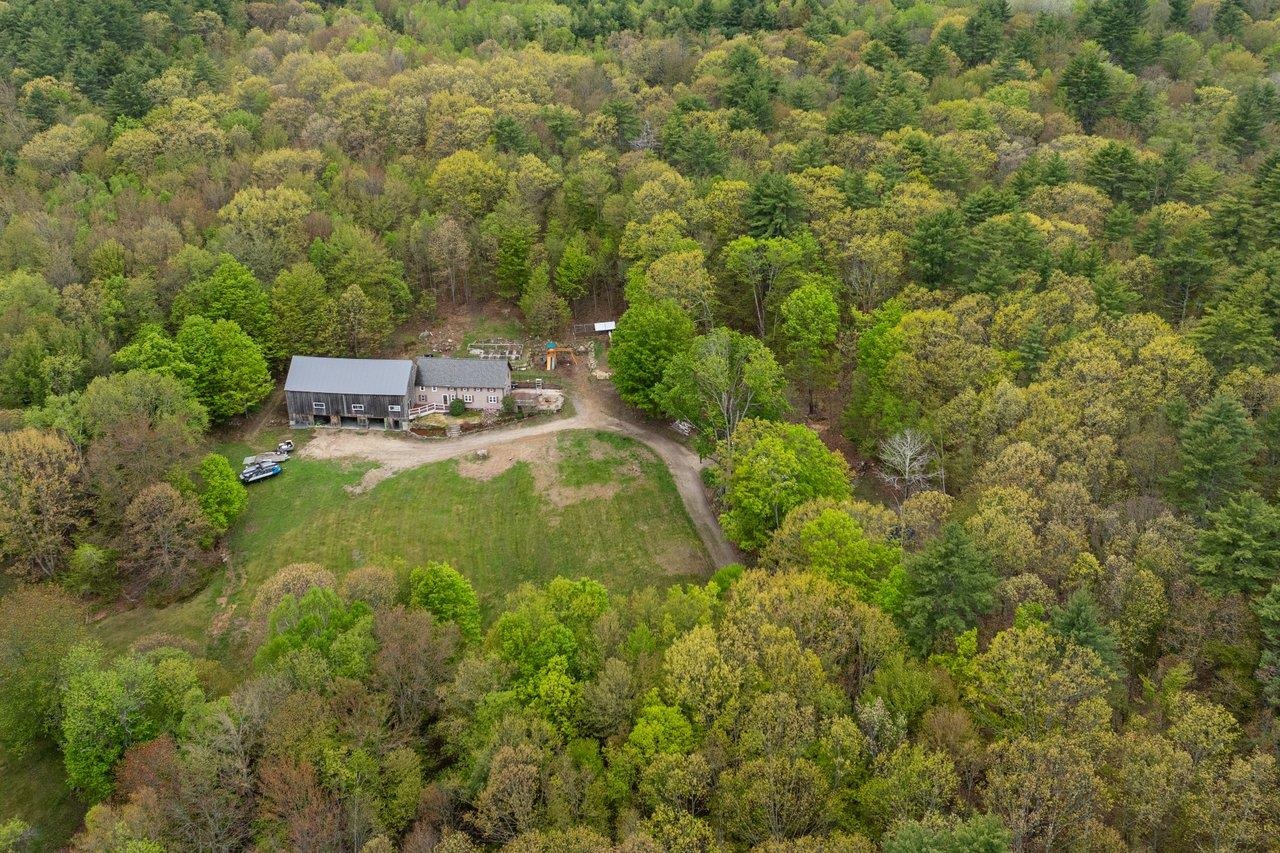 236 Tolend Rd, Barrington, NH 03825