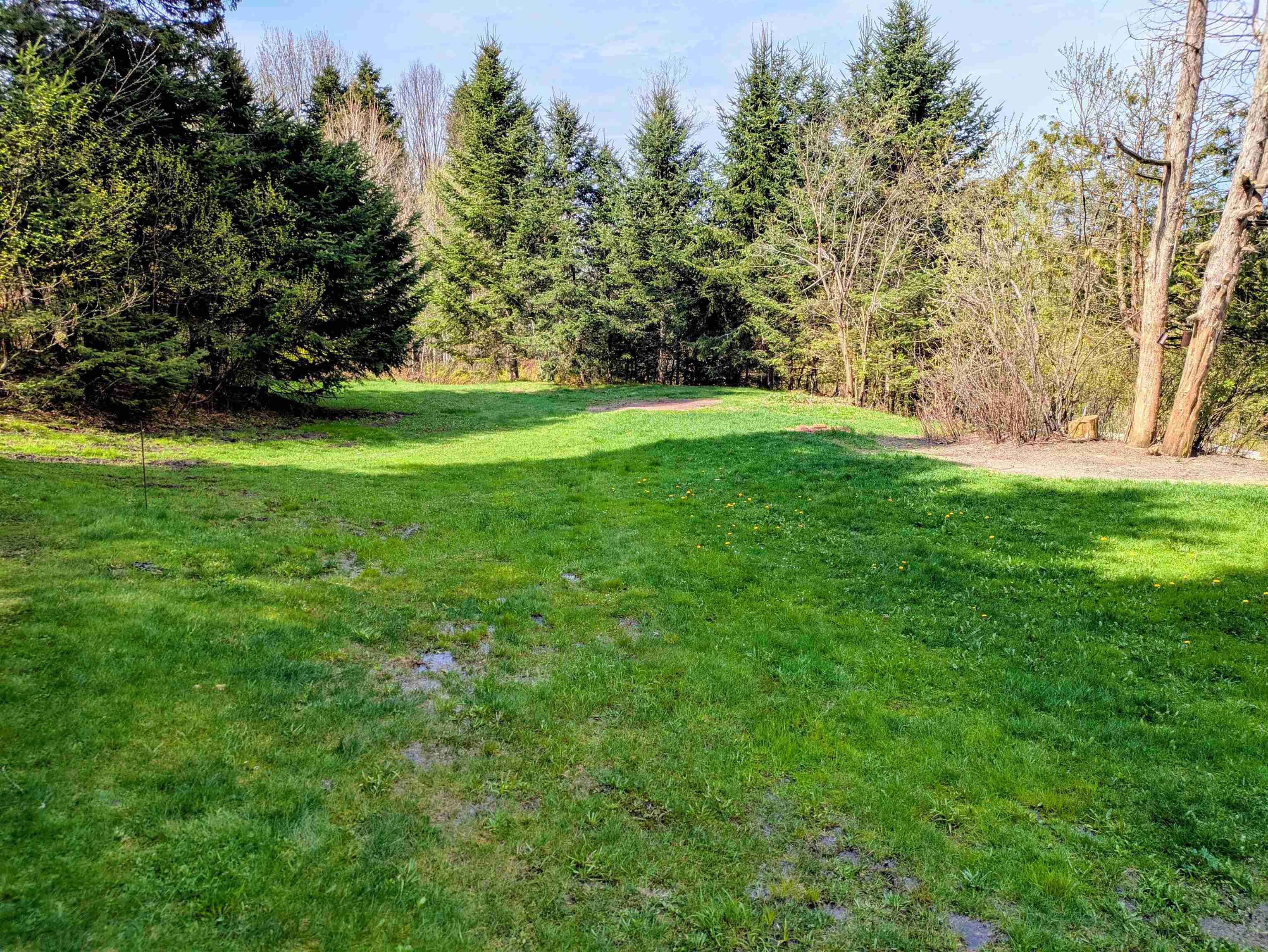 17 Plateau Rd, Stewartstown, NH 03597