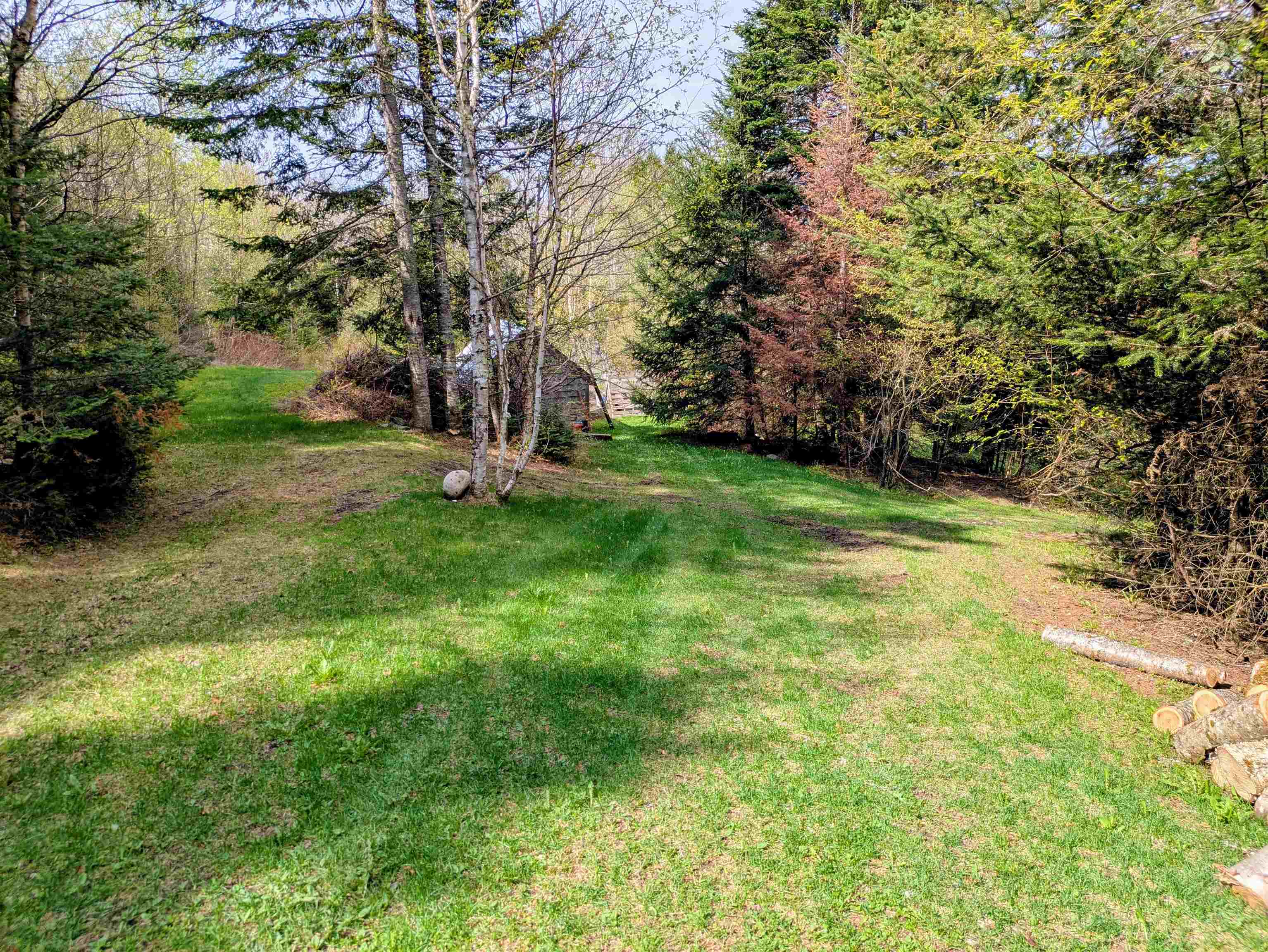 17 Plateau Rd, Stewartstown, NH 03597