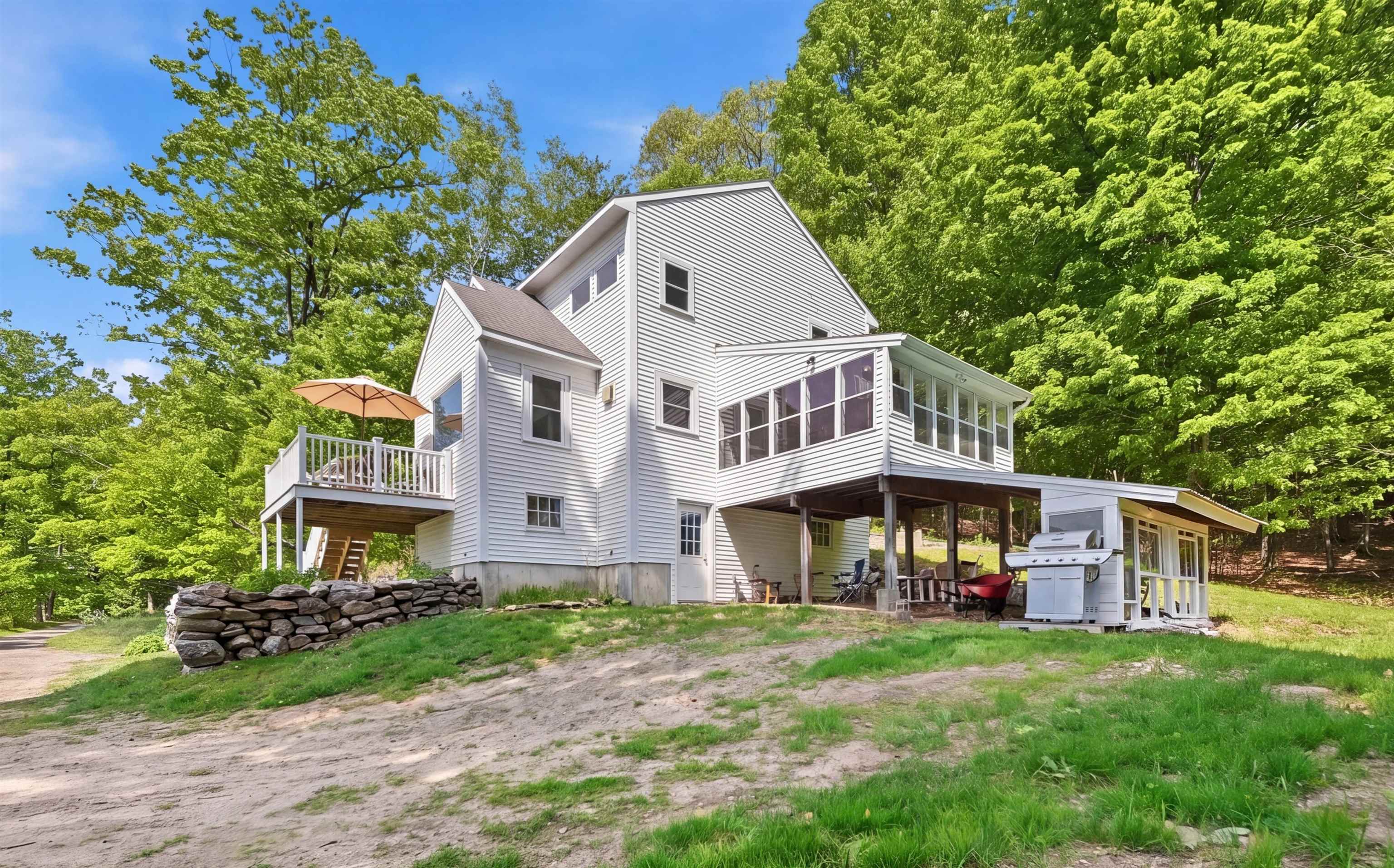14 Smith Rd, Mont Vernon, NH 03057