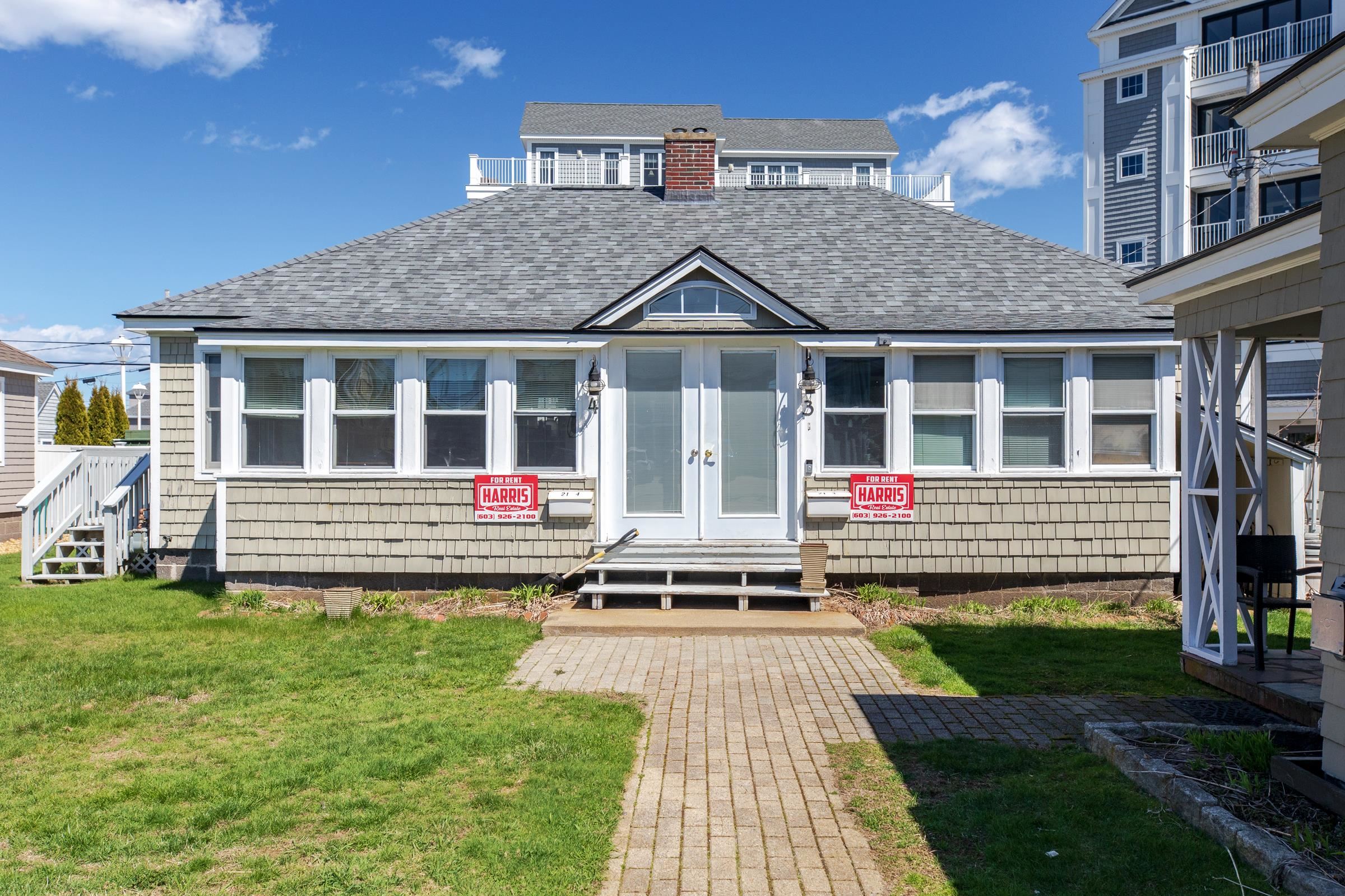 21 Fuller Acres, Hampton, NH 03842