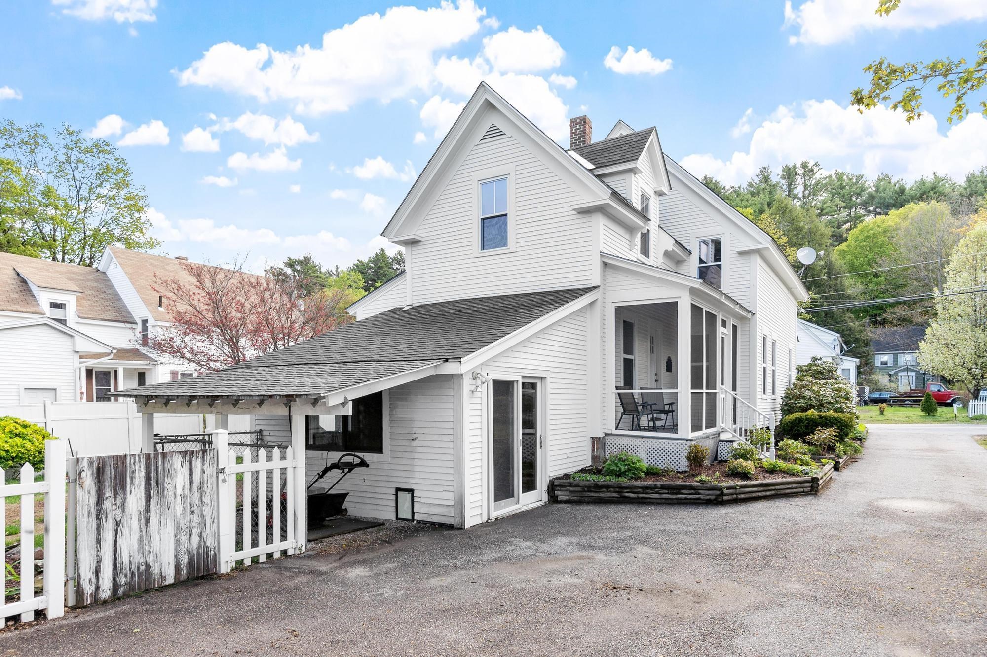 72 North Lincoln St, Keene, NH 03431