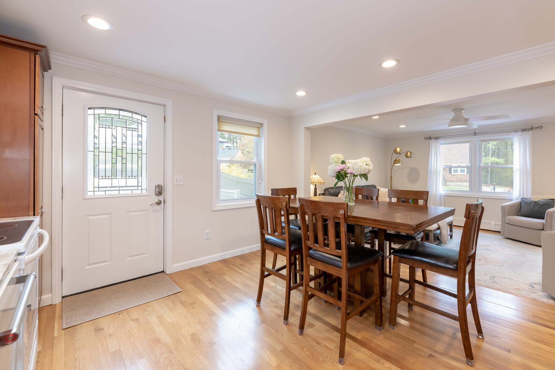 12 Wedgewood Dr, Concord, NH 03301