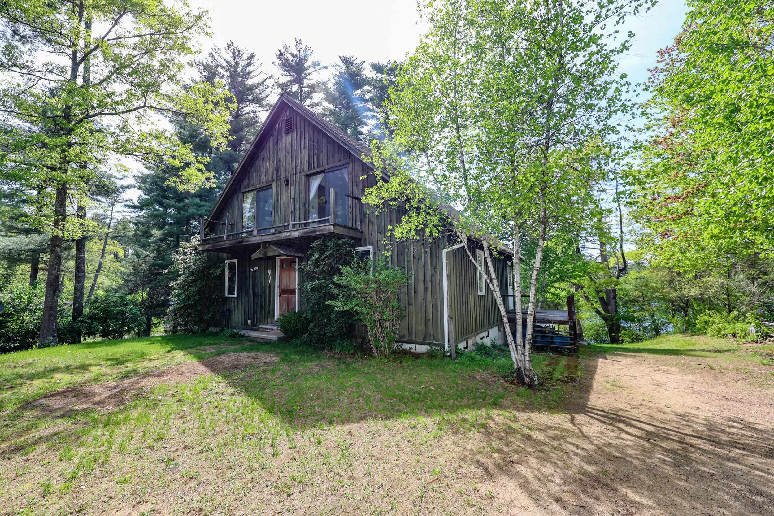 91 Sebbins Pond Dr, Bedford, NH 03110