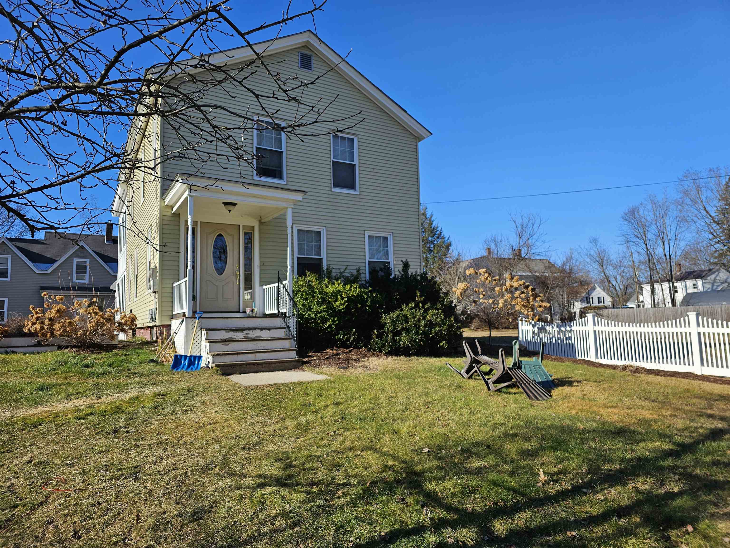 61 Kelleher St, Keene, NH 03431