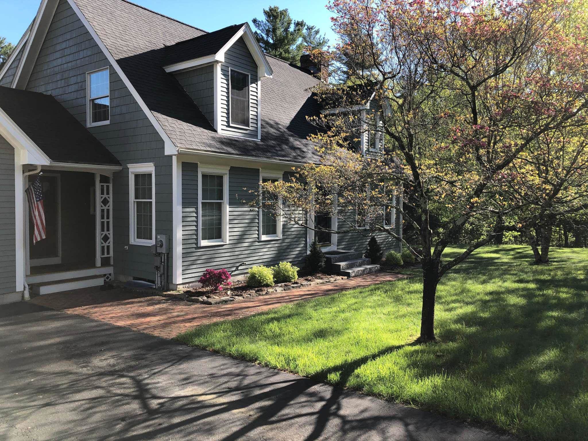 12 Wyndridge Cir, Pelham, NH 03076
