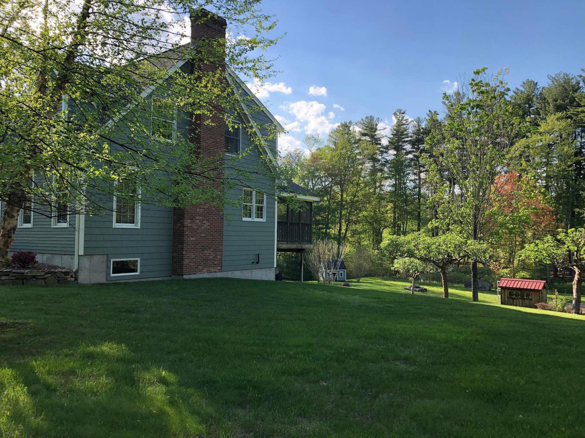 12 Wyndridge Cir, Pelham, NH 03076