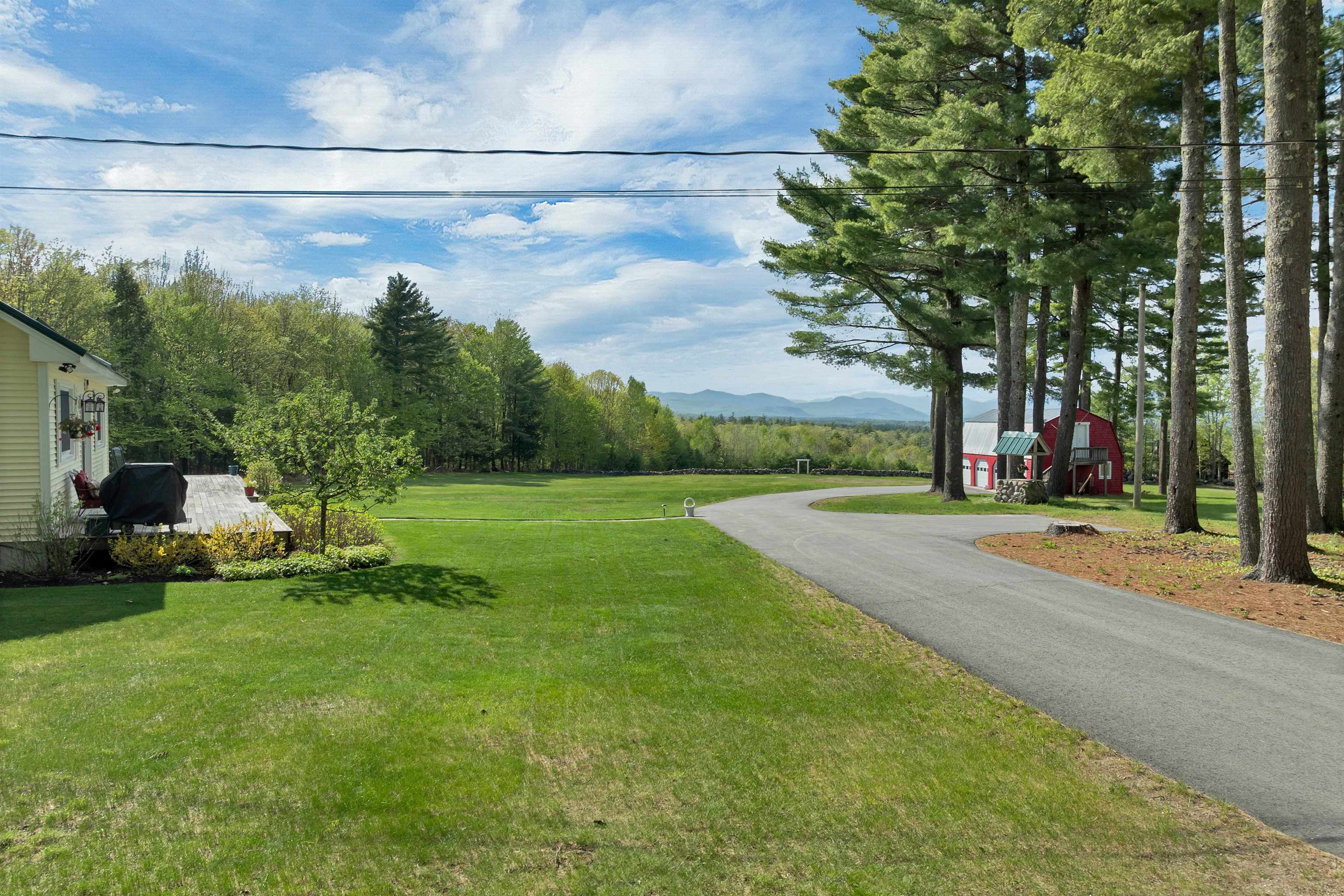 65 Effingham Rd, Ossipee, NH 03864