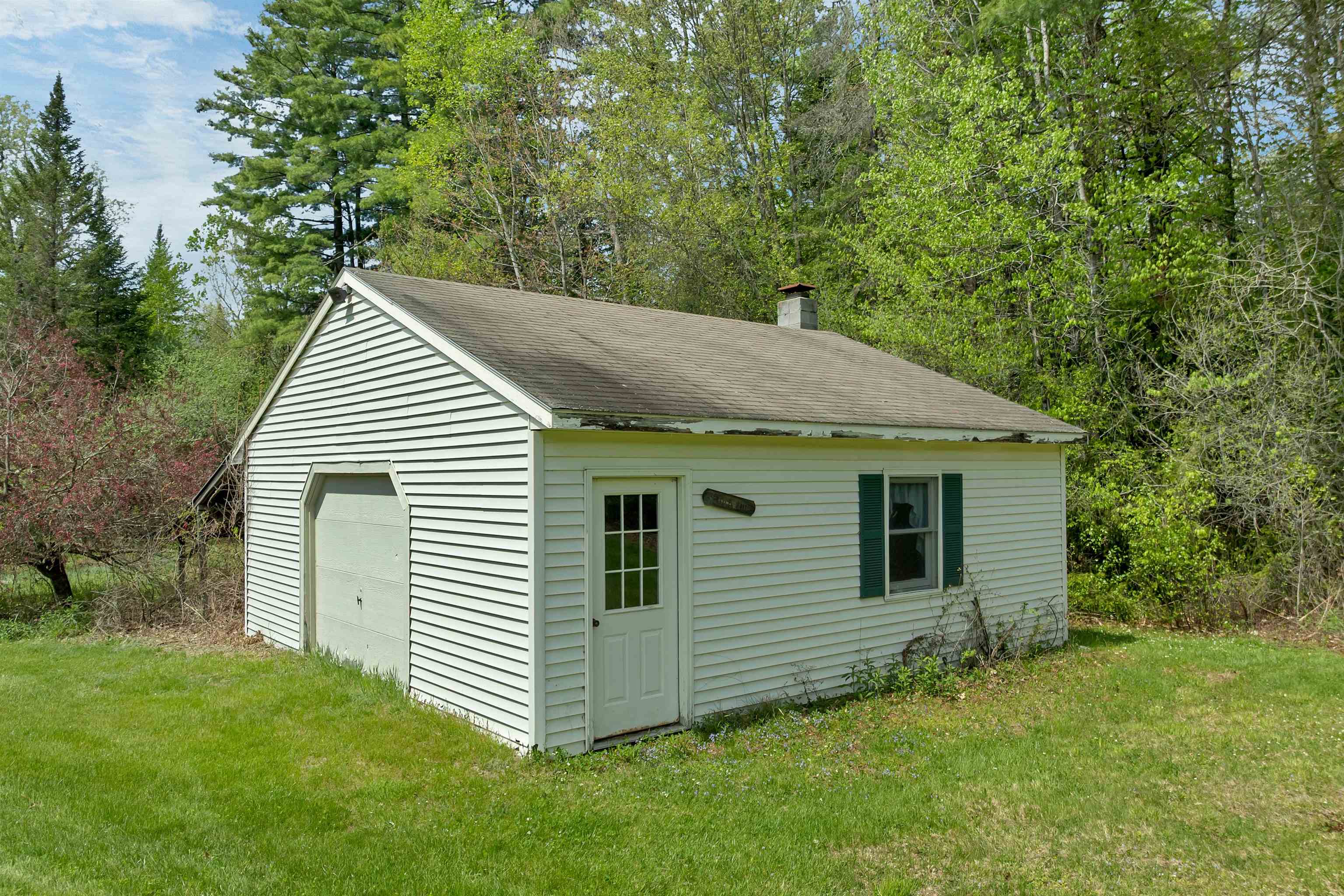 145 Turnpike Rd, Northfield, NH 03276