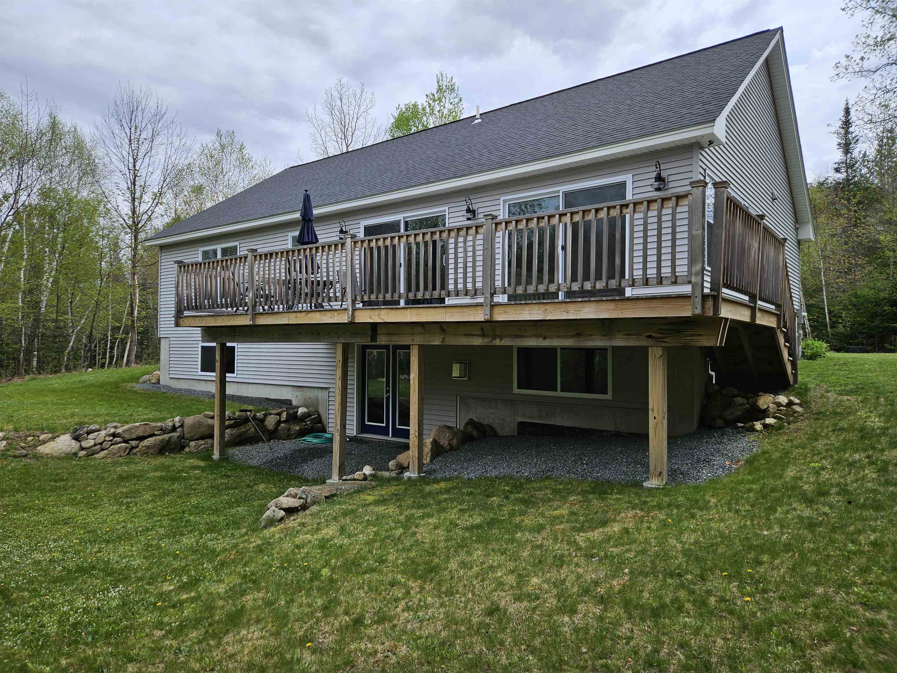 8 Mount Carter Dr, Gorham, NH 03581