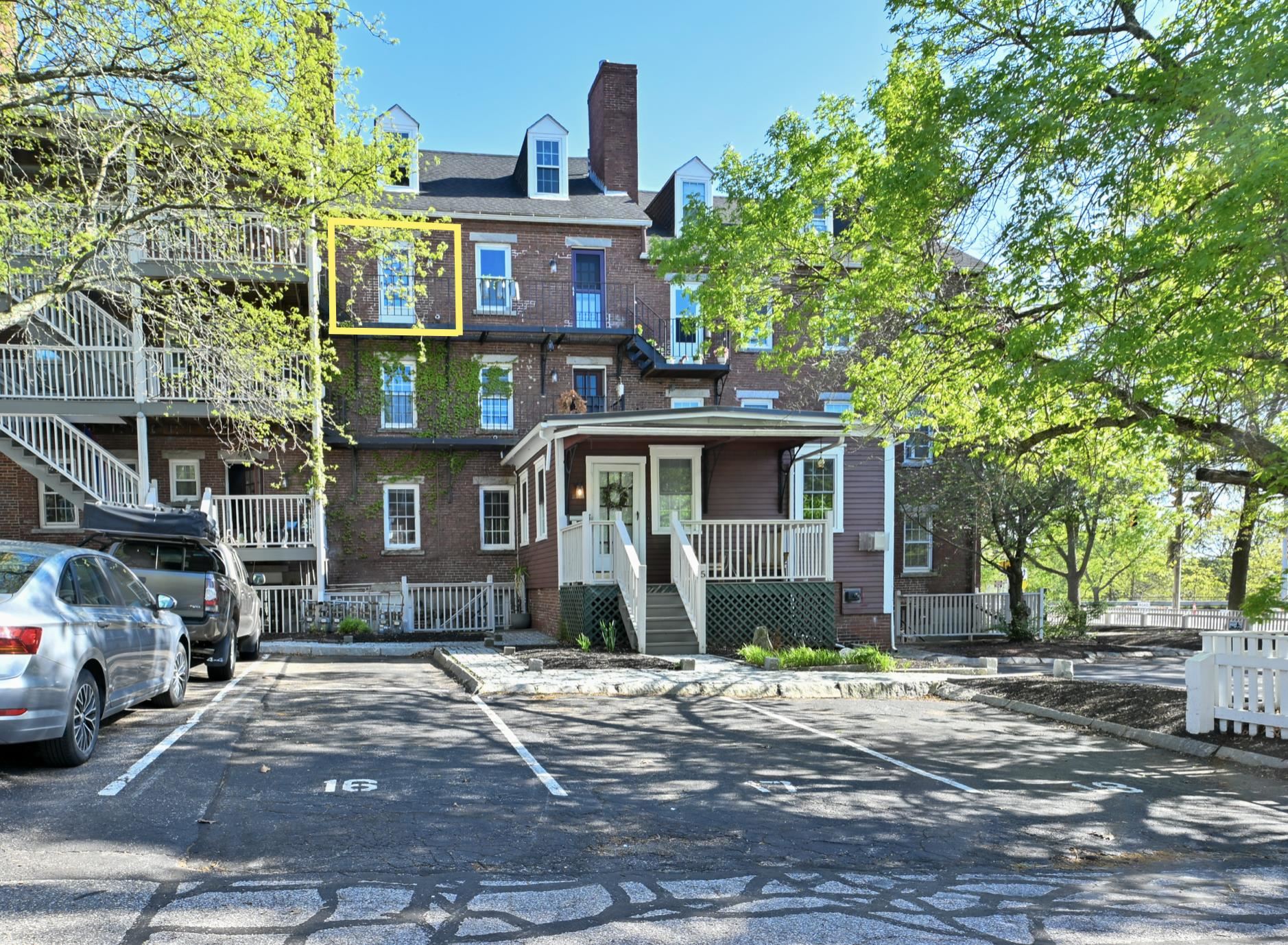 139 West Merrimack St #3, Manchester, NH 03101