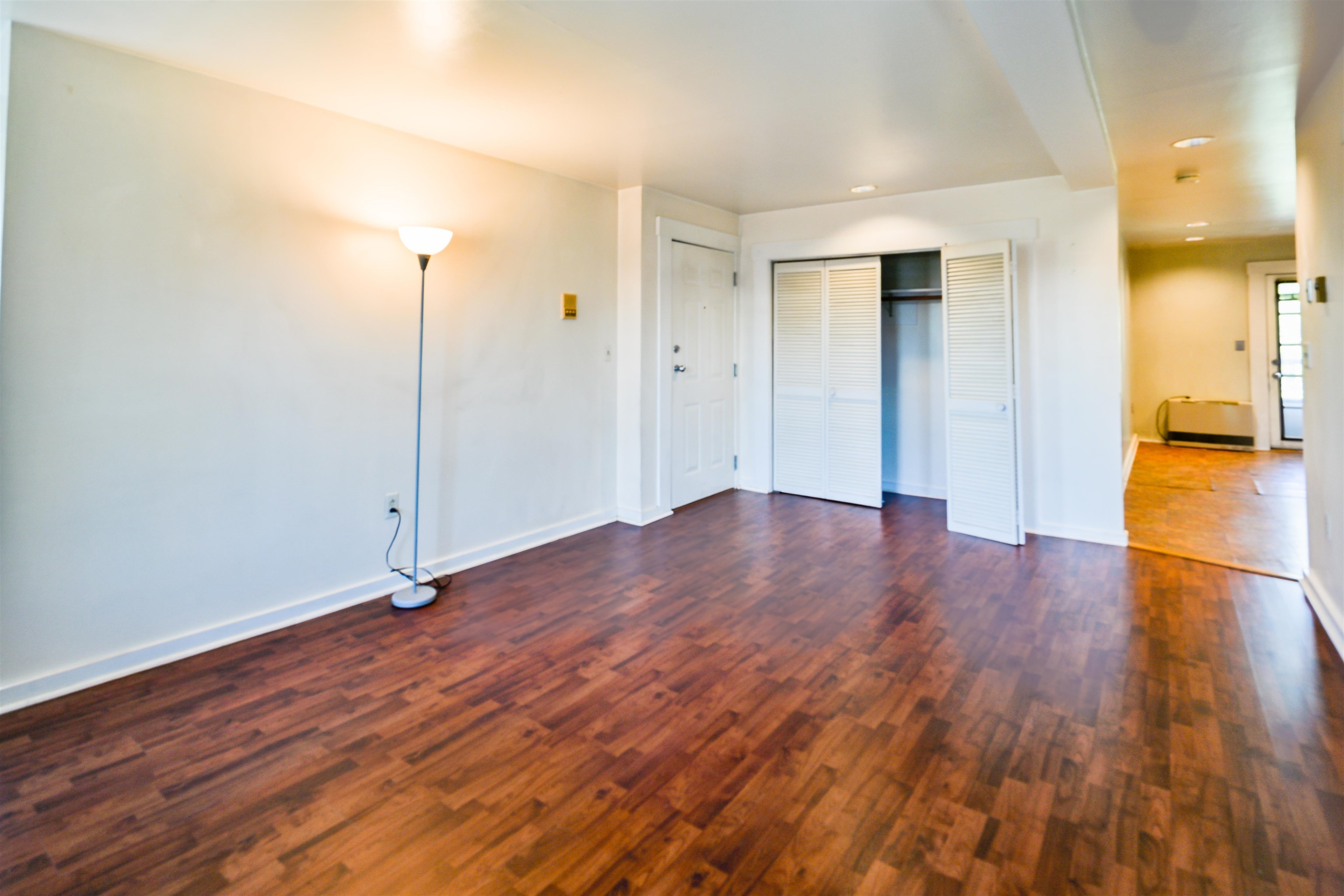 139 West Merrimack St, Manchester, NH 03101