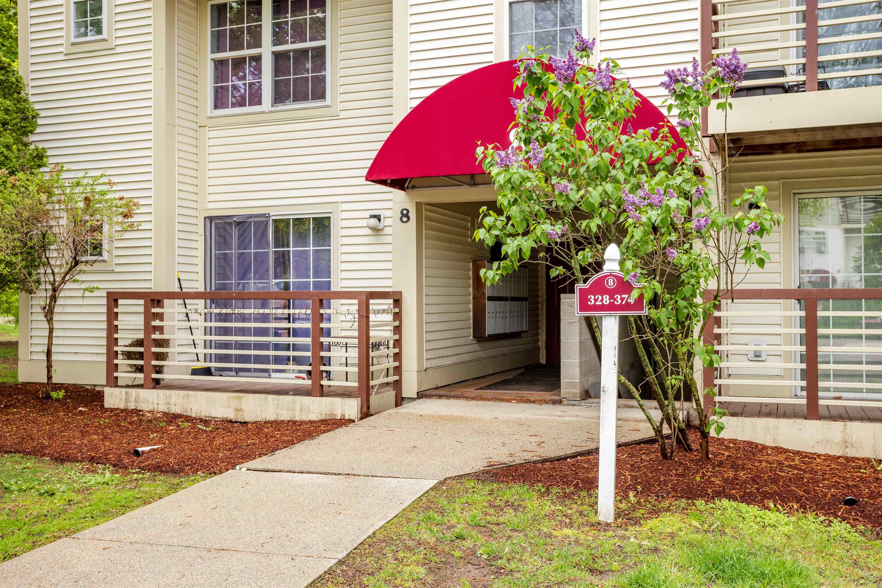 Photo 4 of Condo for sale at 362 Hildred Dr, Burlington, VT 05401 | MLS# 5089837 | Listing updated on 2026-09-28