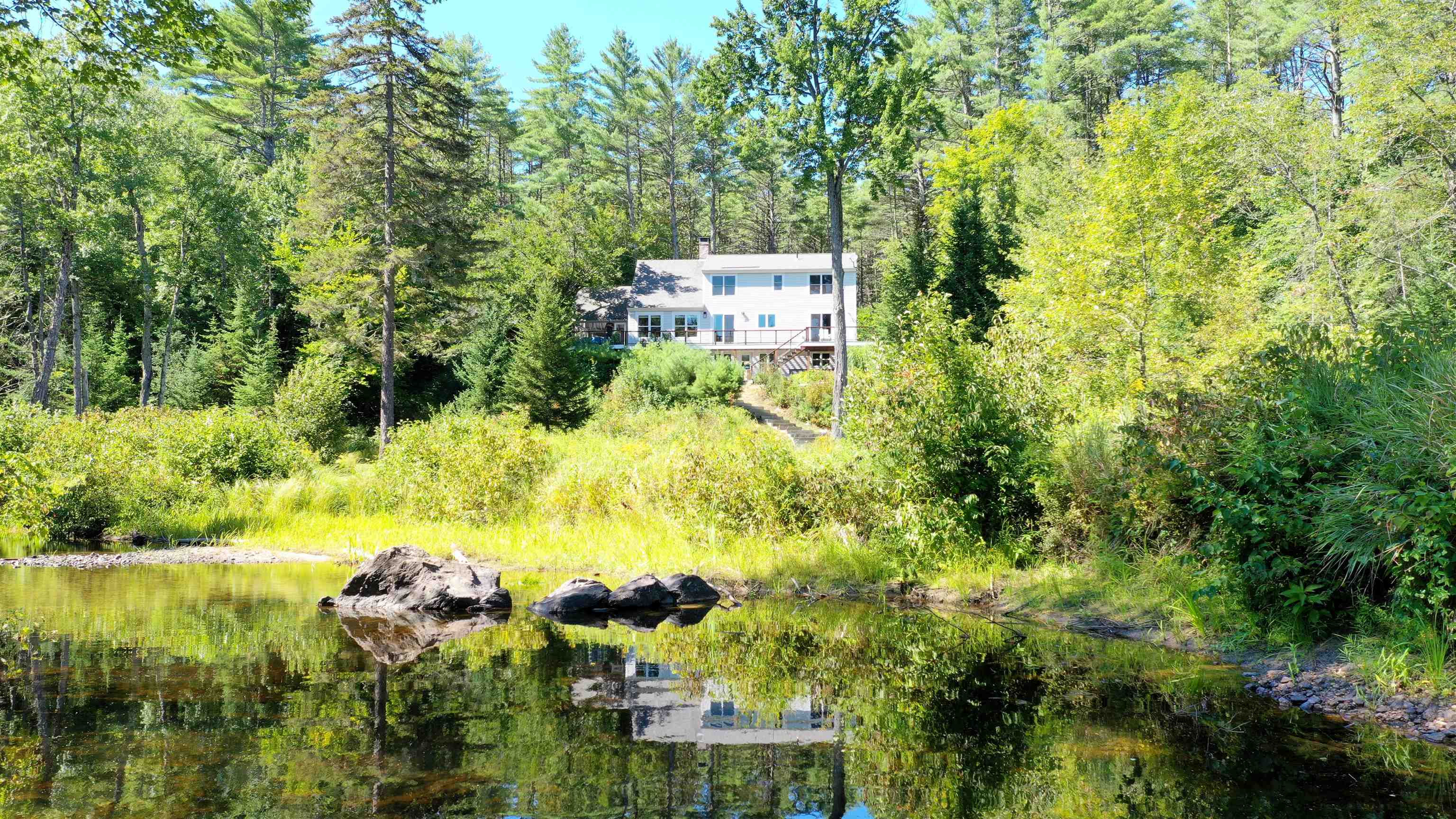 14 Fox Run Rd, Wilmot, NH 03287