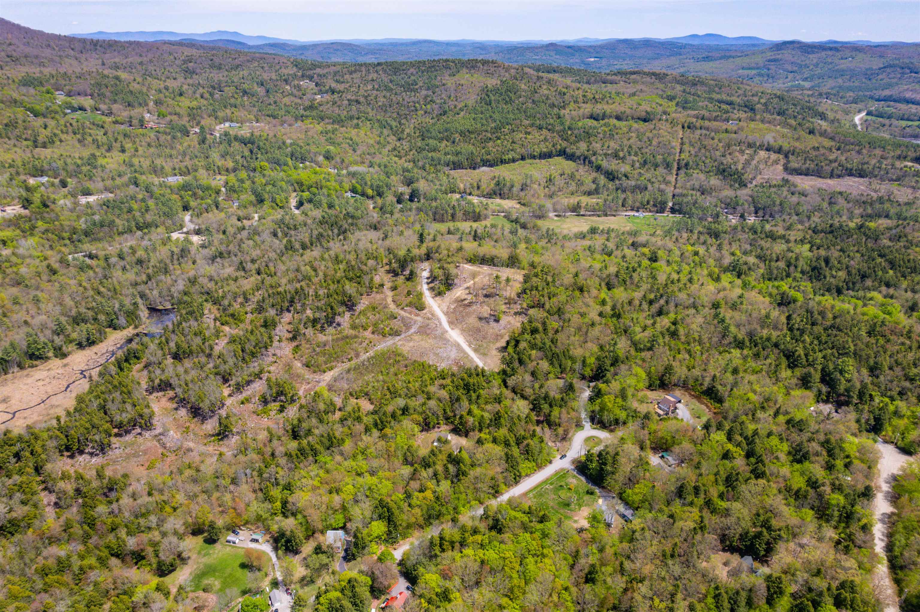 207 Overlook Dr, Bristol, NH 03222
