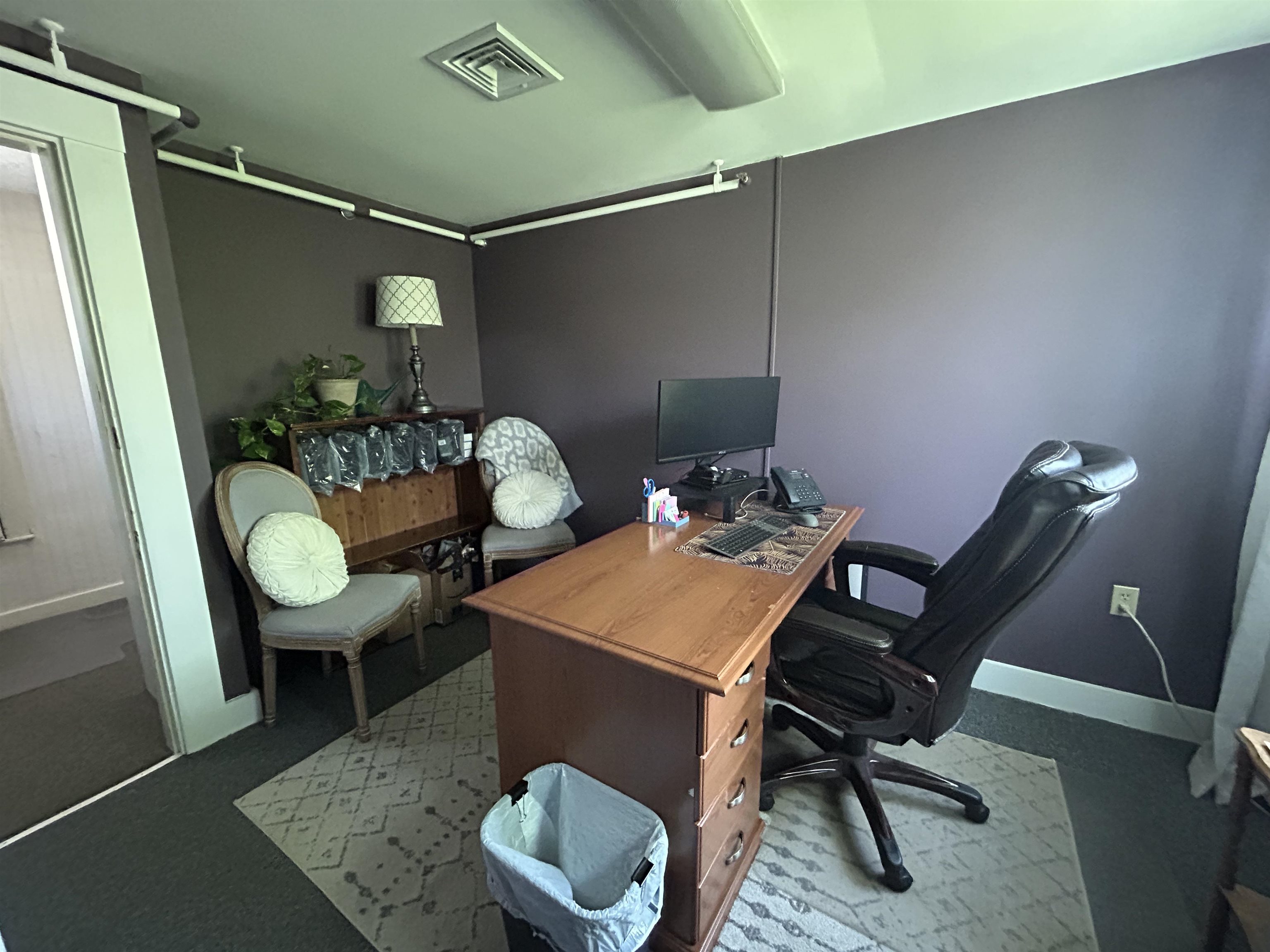 87 Washington St, Conway, NH 03818