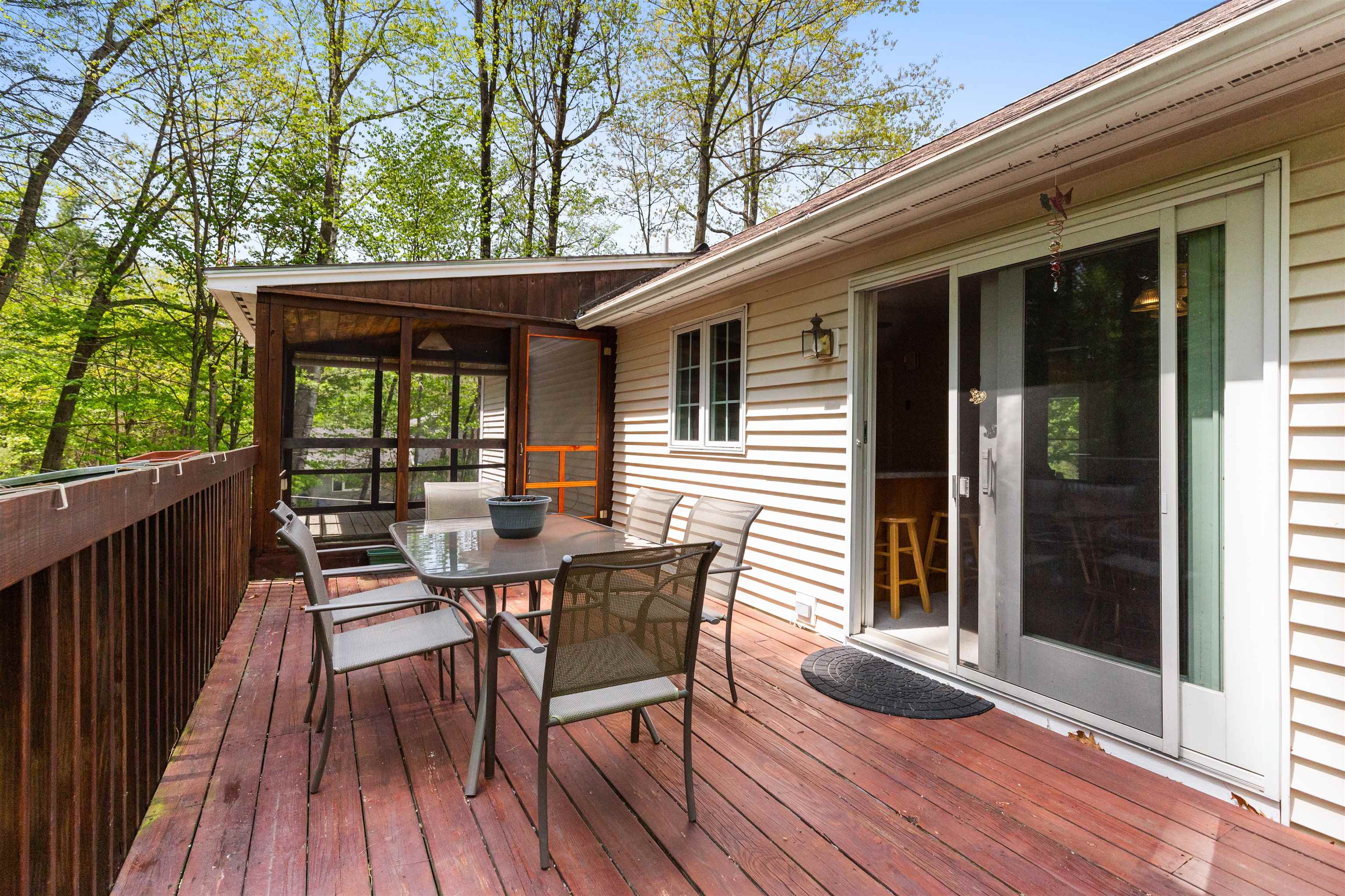 4 Ledley Ln, Meredith, NH 03253