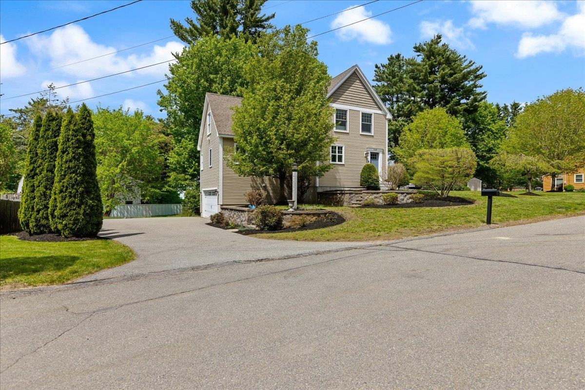 3 12 Kimball Ave, Plaistow, NH 03865