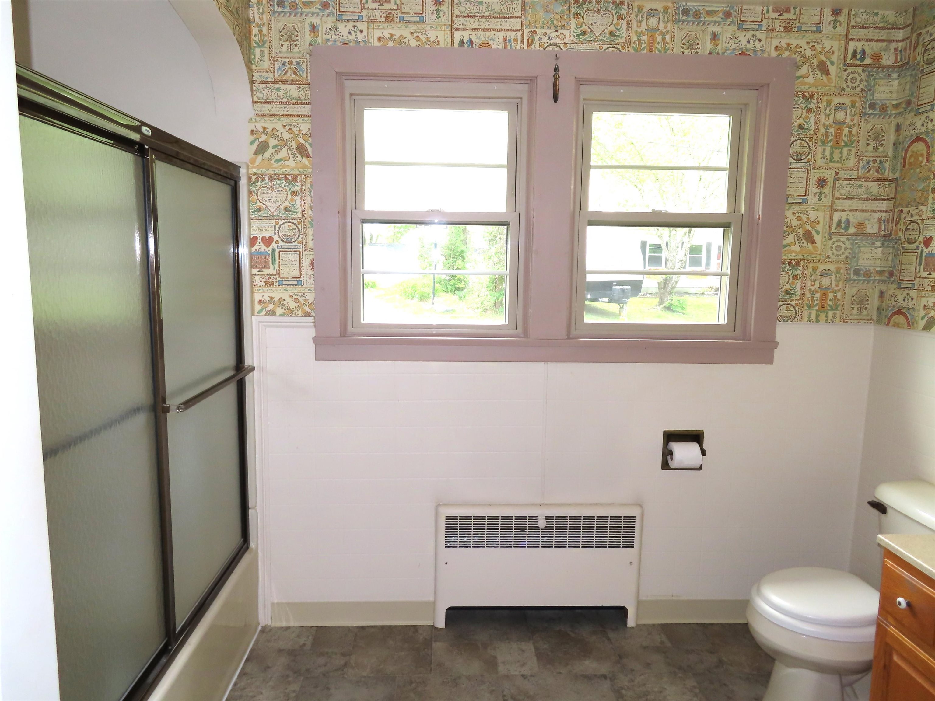 6 Barrett Ave, Keene, NH 03431