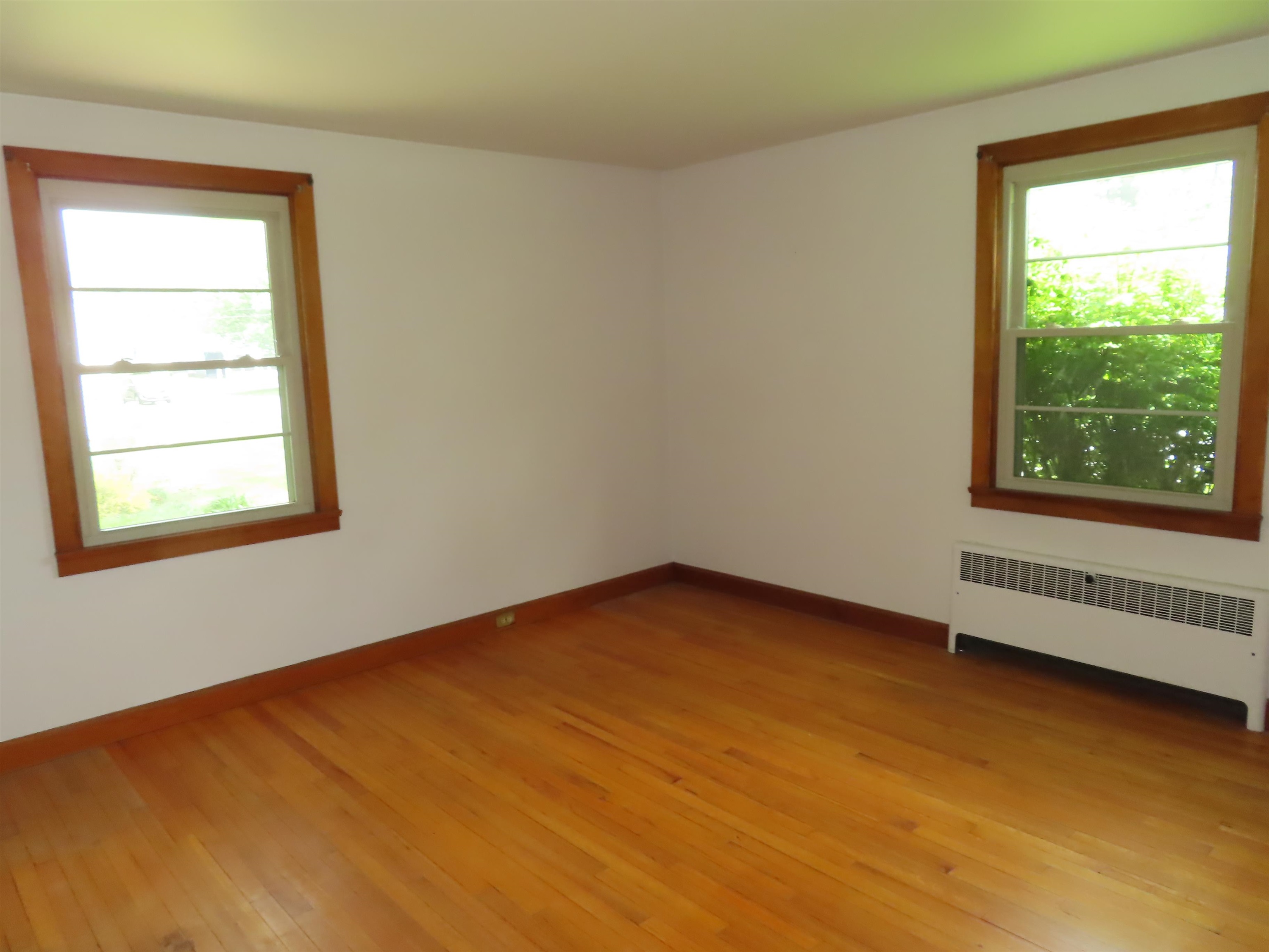 6 Barrett Ave, Keene, NH 03431