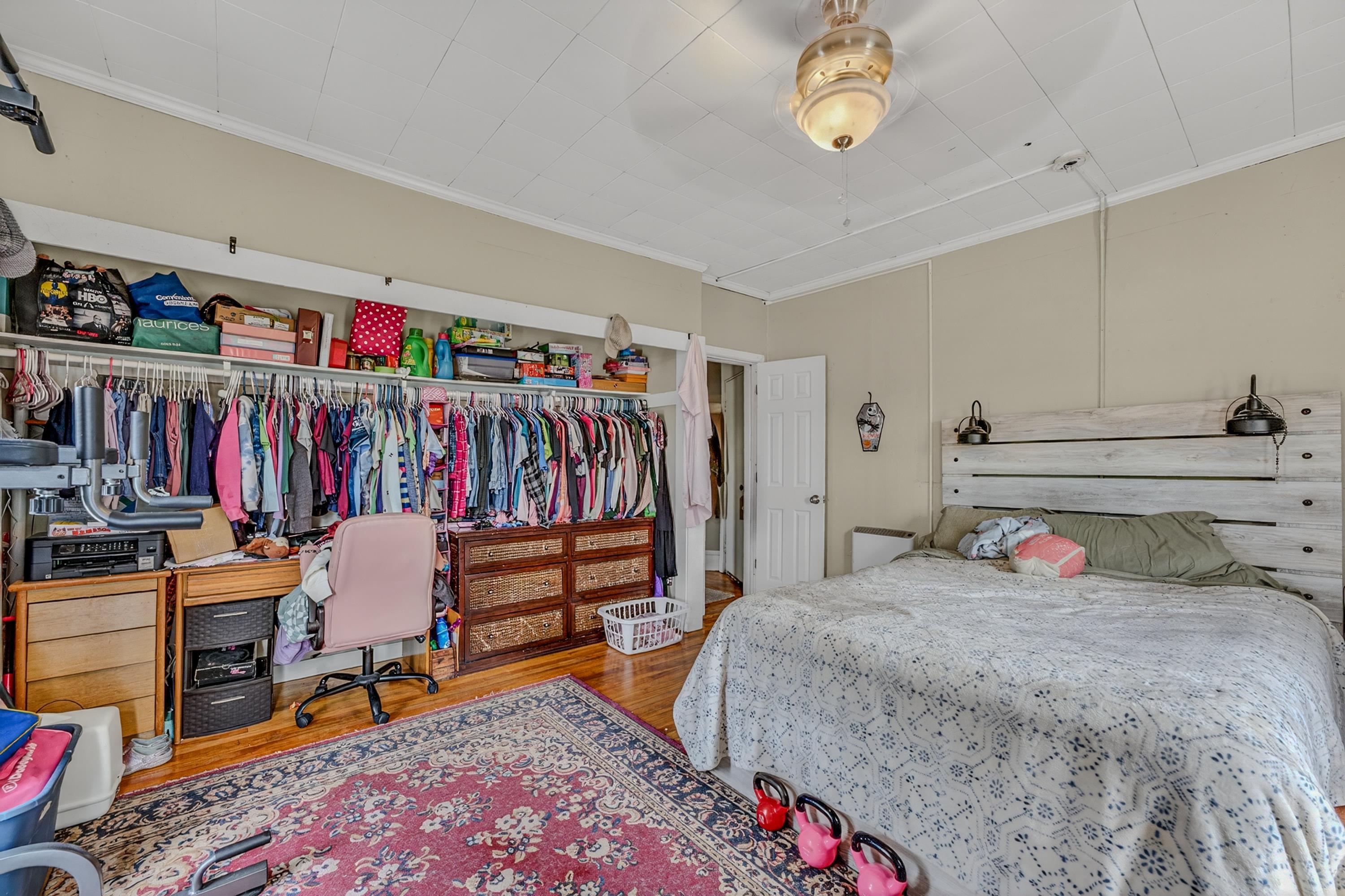 35 Jackson St, Littleton, NH 03561
