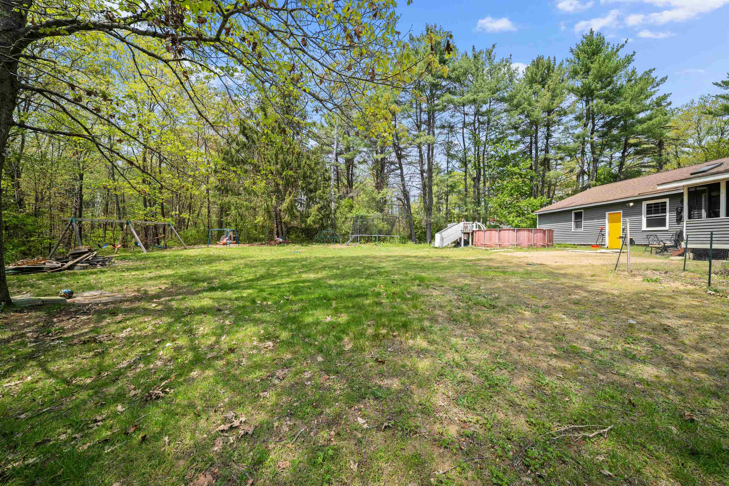130 Tolend Rd, Barrington, NH 03825