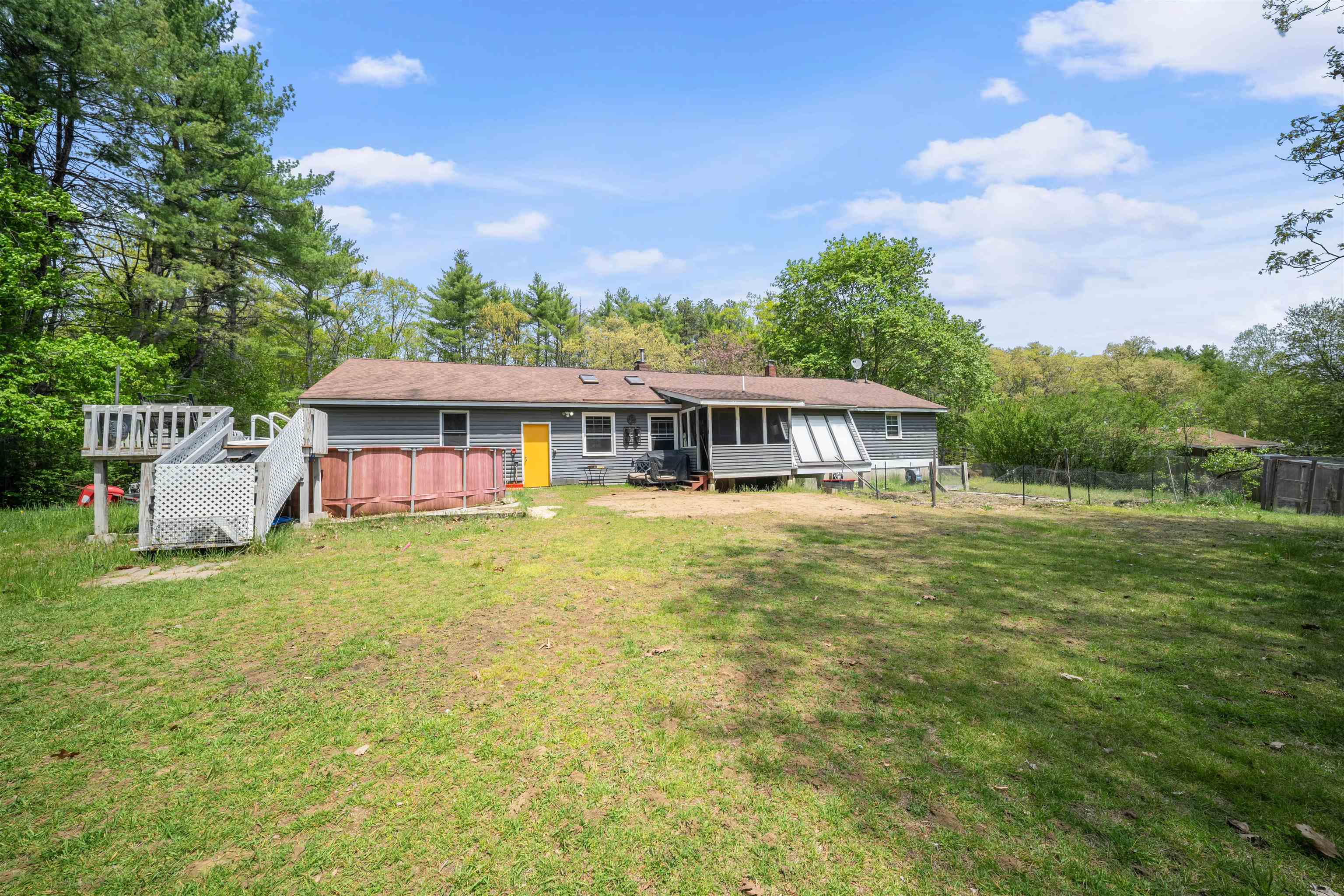 130 Tolend Rd, Barrington, NH 03825