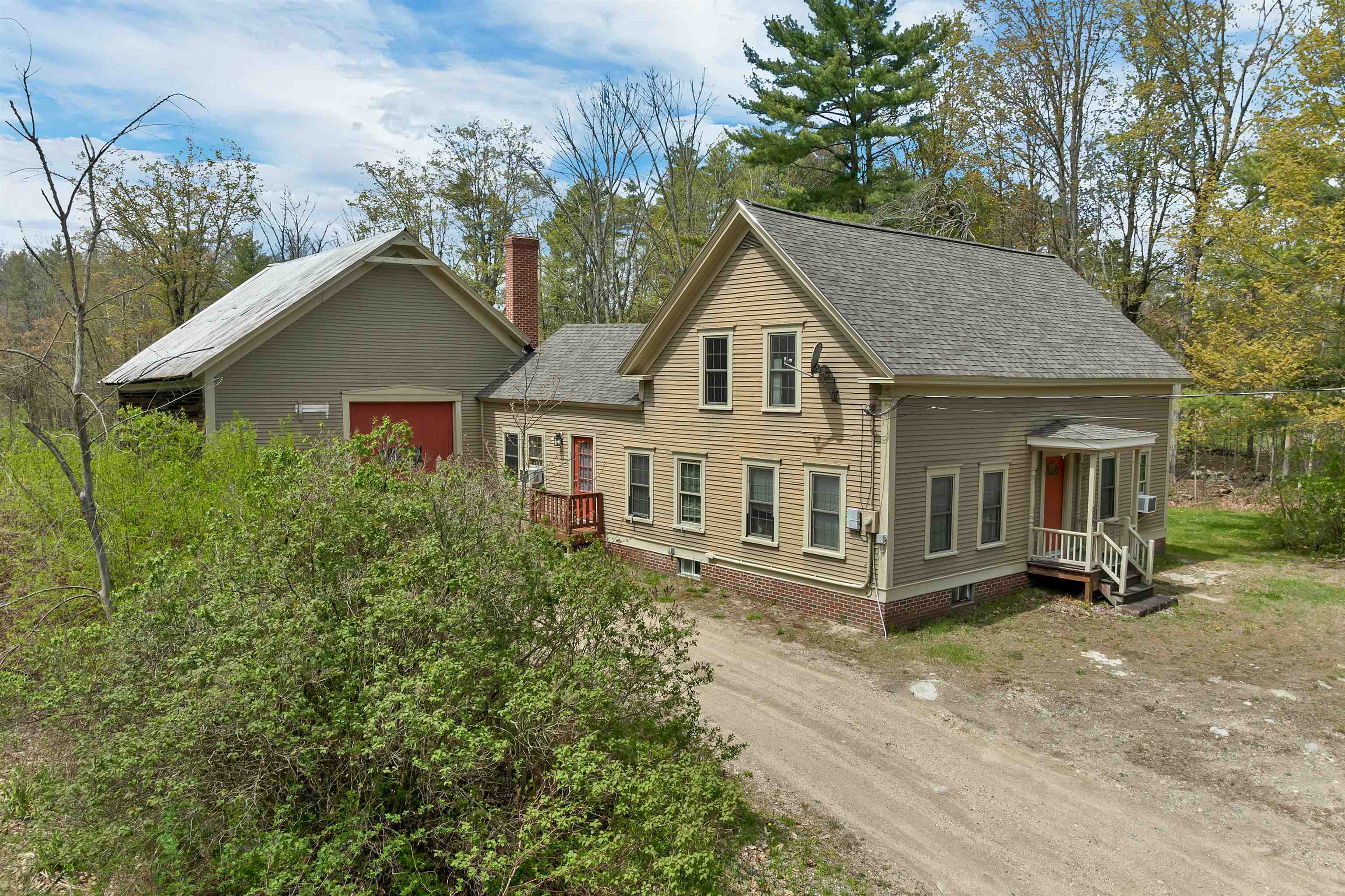 239 Wentworth Rd, Brookfield, NH 03872
