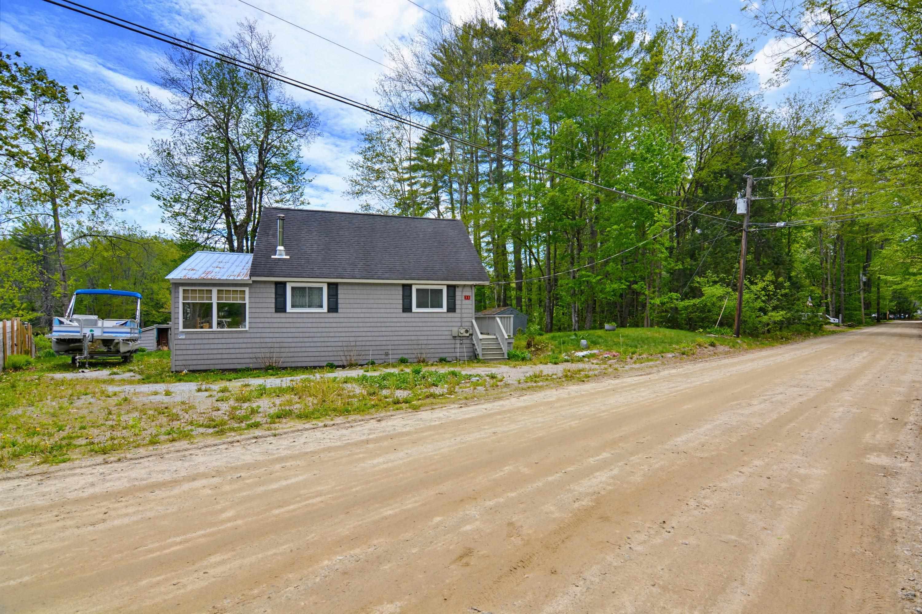 33 Moccasin Trl, Hillsborough, NH 03244
