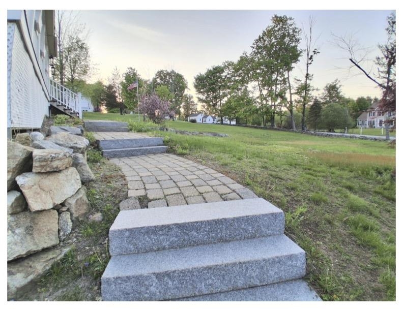 120 South Rd, Deerfield, NH 03037