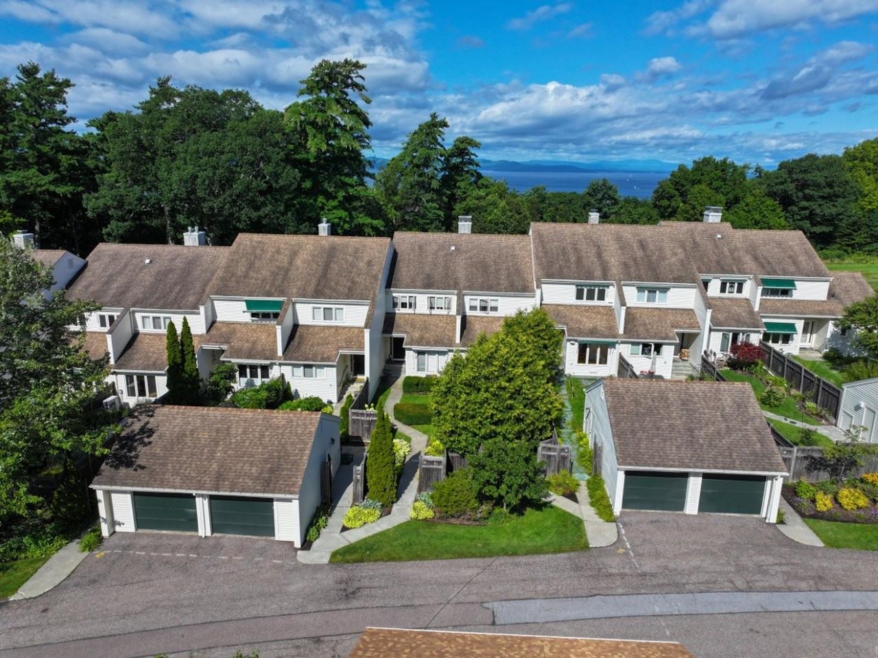 3rd image of 545 South Prospect St #30, Burlington, VT 05401 | MLS# 5090003