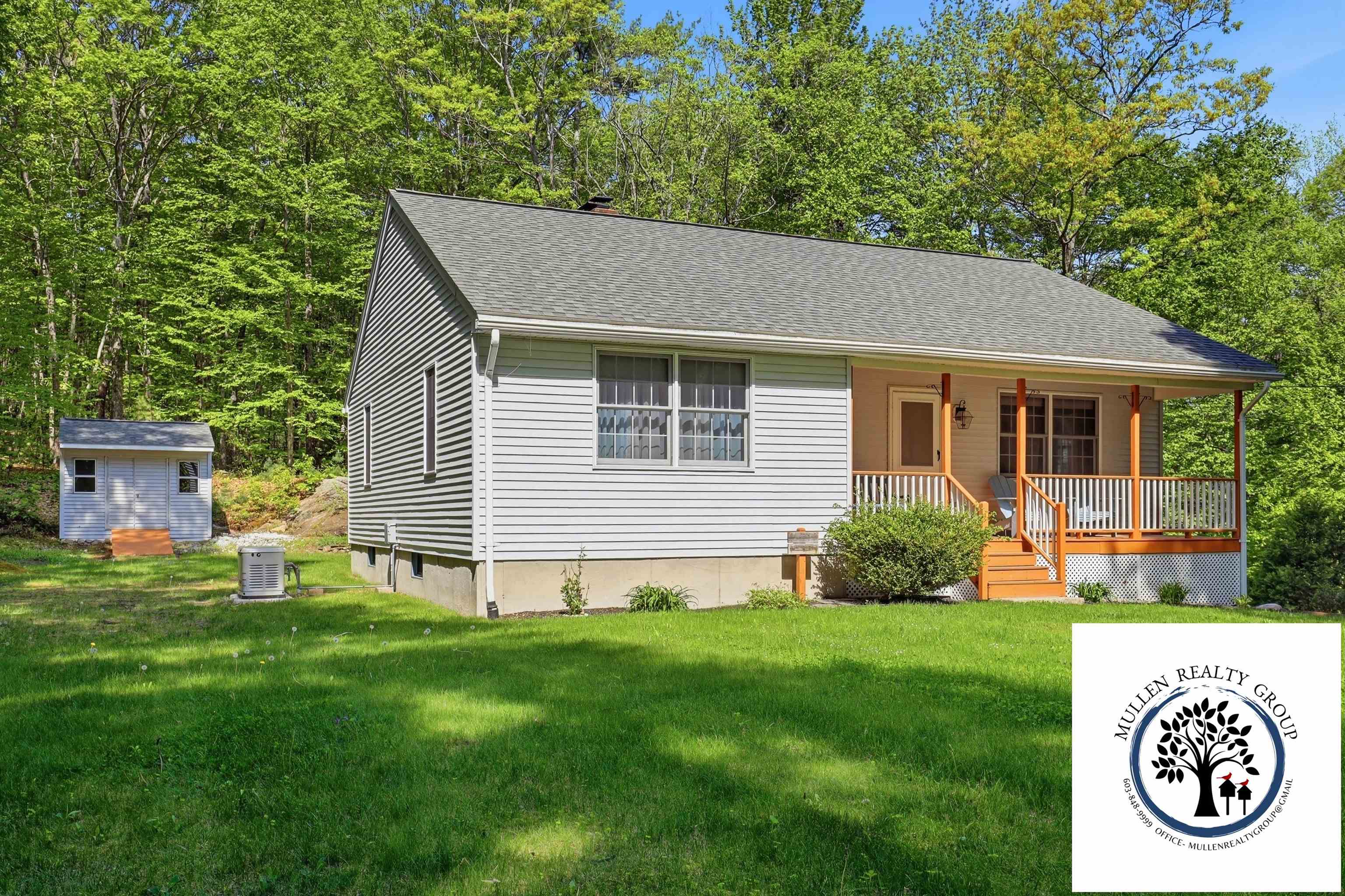 83 Hampstead Rd, Sandown, NH 03873