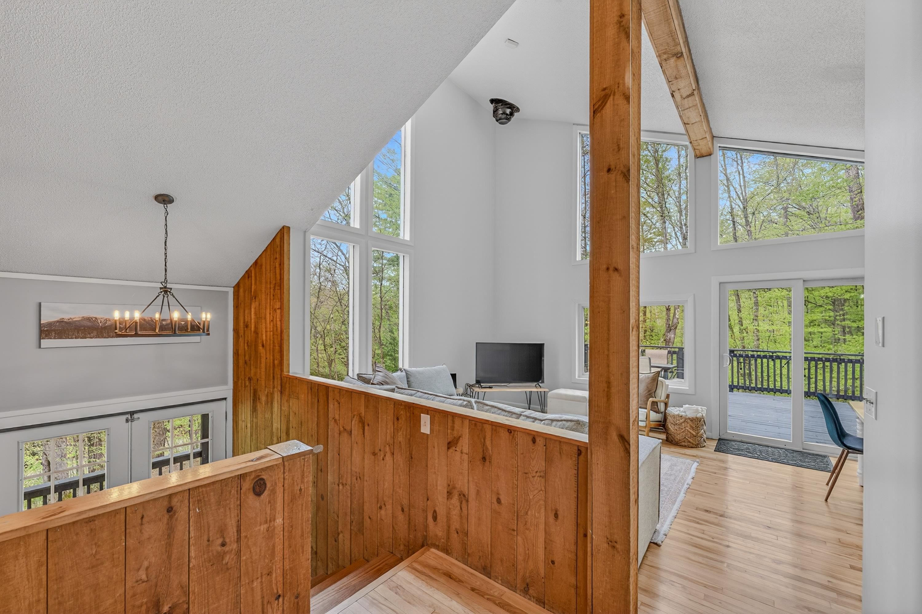 5 Bell Valley Rd, Campton, NH 03223