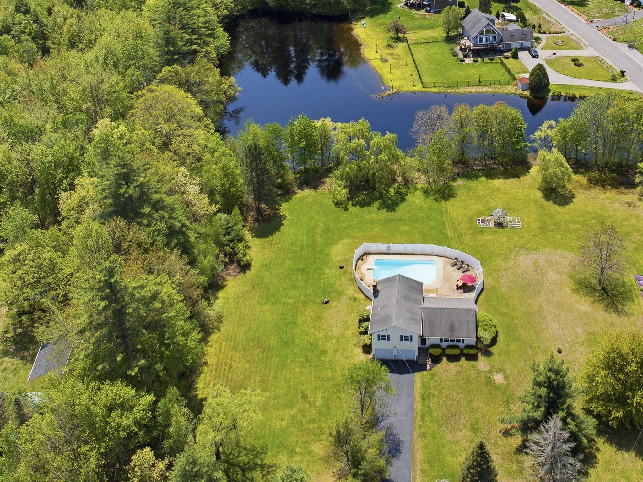 30 Tirrell Rd, Bedford, NH 03110