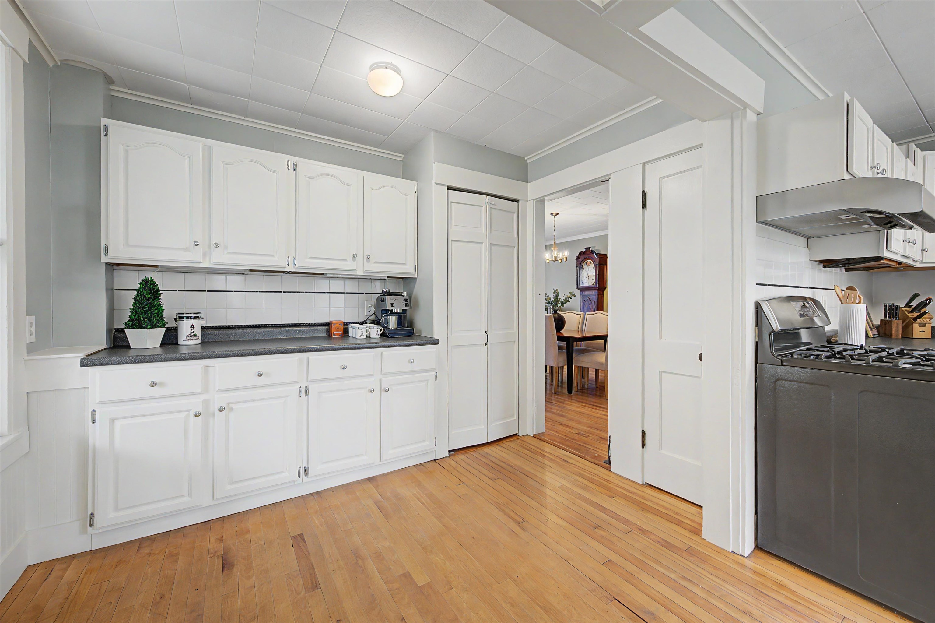 85 Cheney St, Newport, NH 03773