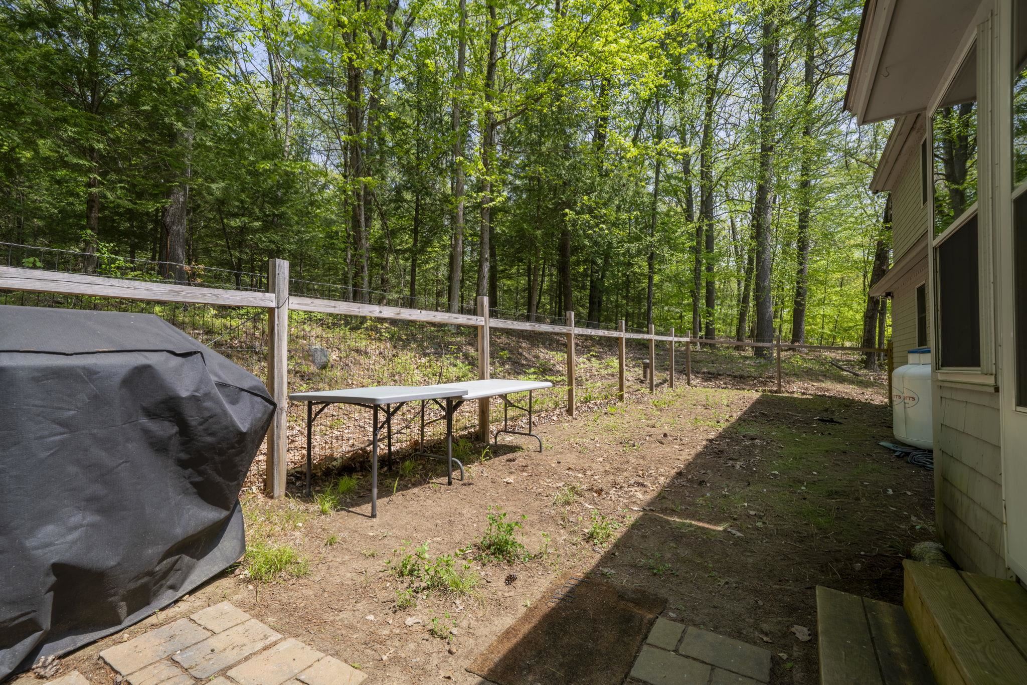 48 Queen St, Boscawen, NH 03303